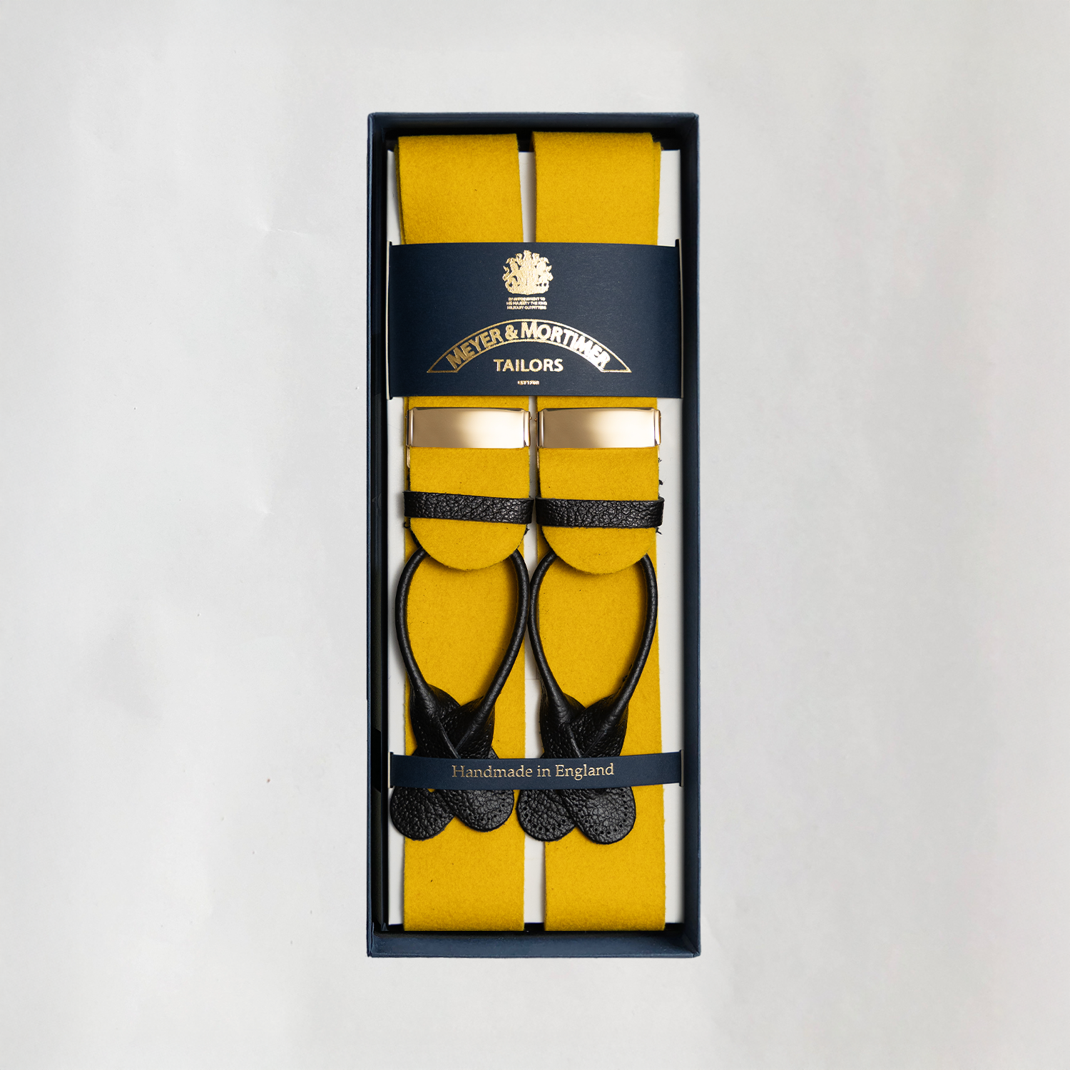 Braces Box Cloth - Gold.png