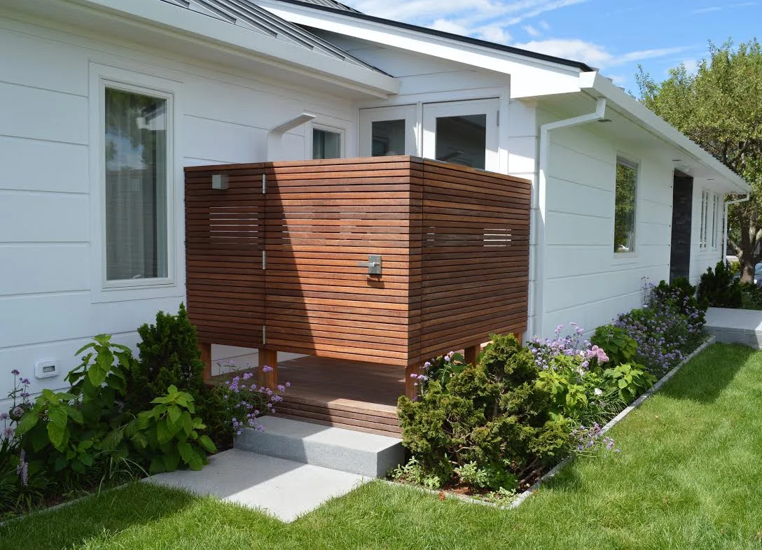 Robin Kramer Garden Design Outdoor Shower.jpg