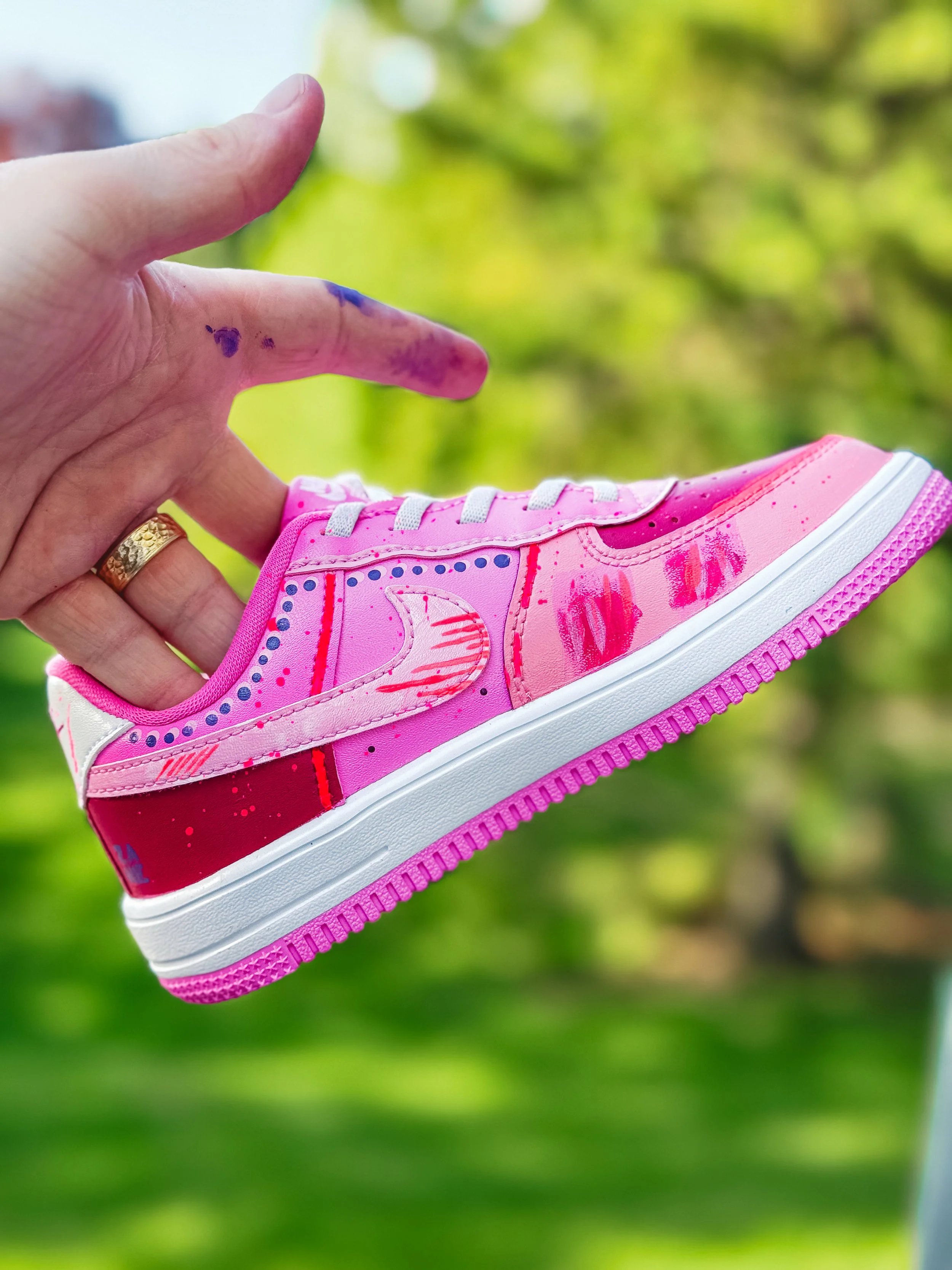 Zane Statz Custom Shoes_Pink.JPG