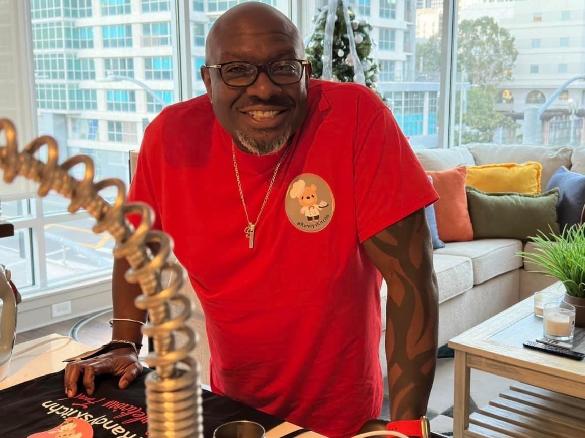 Randy's Kitchn Tee