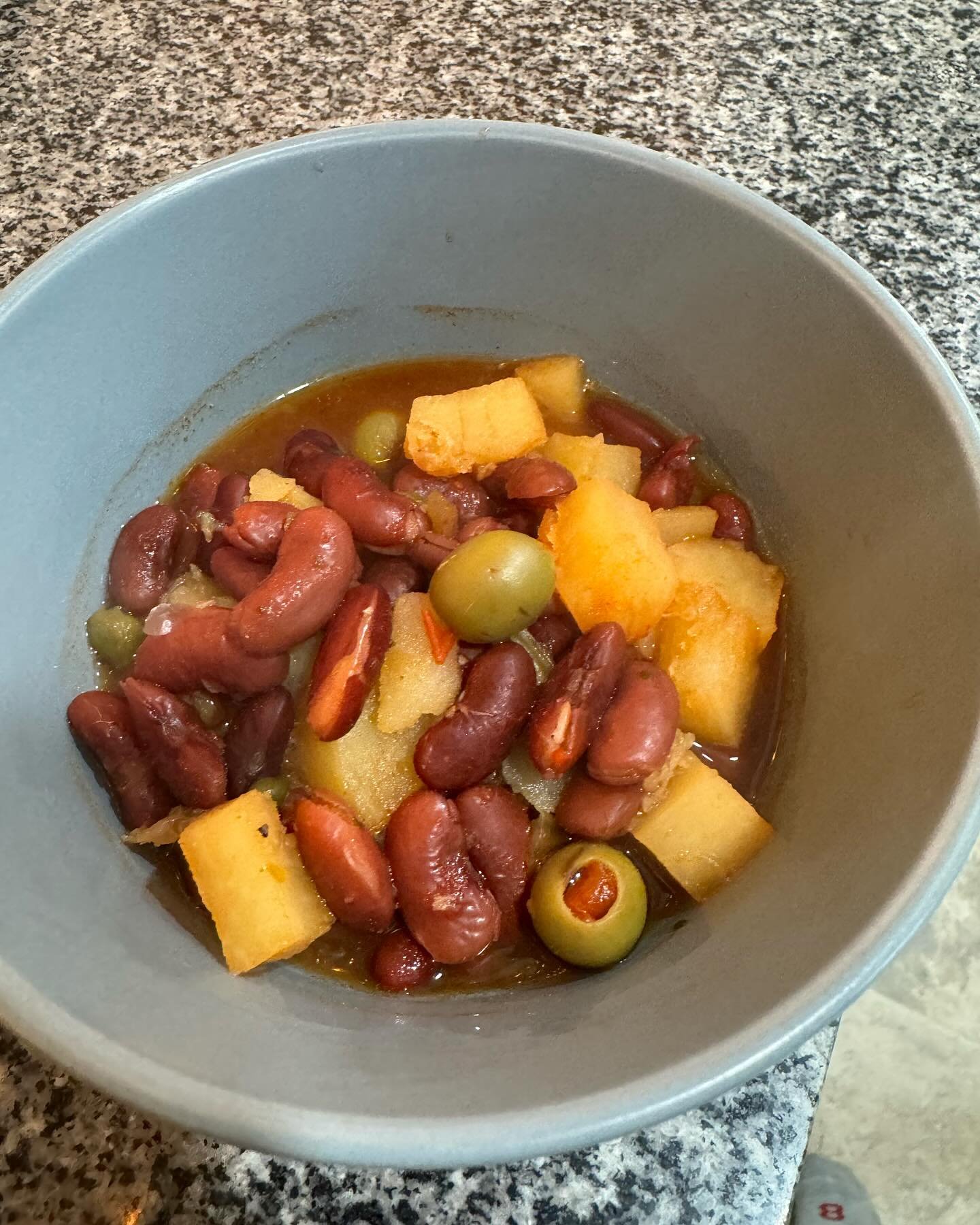 Had a very special house guest this past week and they were saying how much they enjoyed the taste of of #habichuelasguisadas, as well as haven&rsquo;t had the pleasure of a taste of #randyskitchn! So we went to work and offered her our version of th