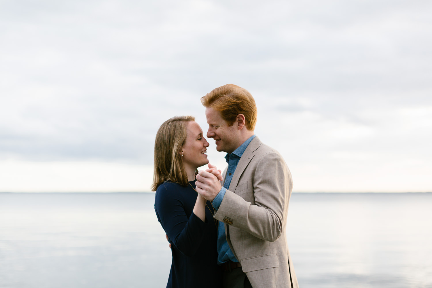 Virginia Beach Creative Engagement Photographer-13.jpg