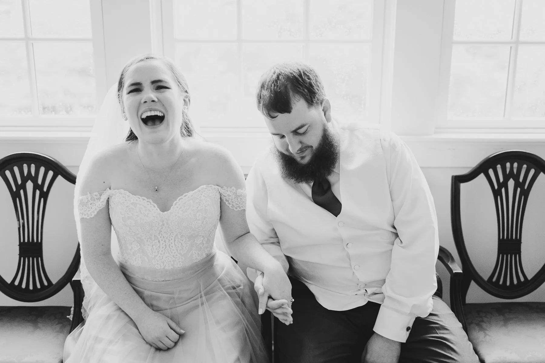 Erin + Cameron in B&W | Woman's Club of Portsmouth | Portsmouth, VA | Hampton Roads Creative Wedding Photographer