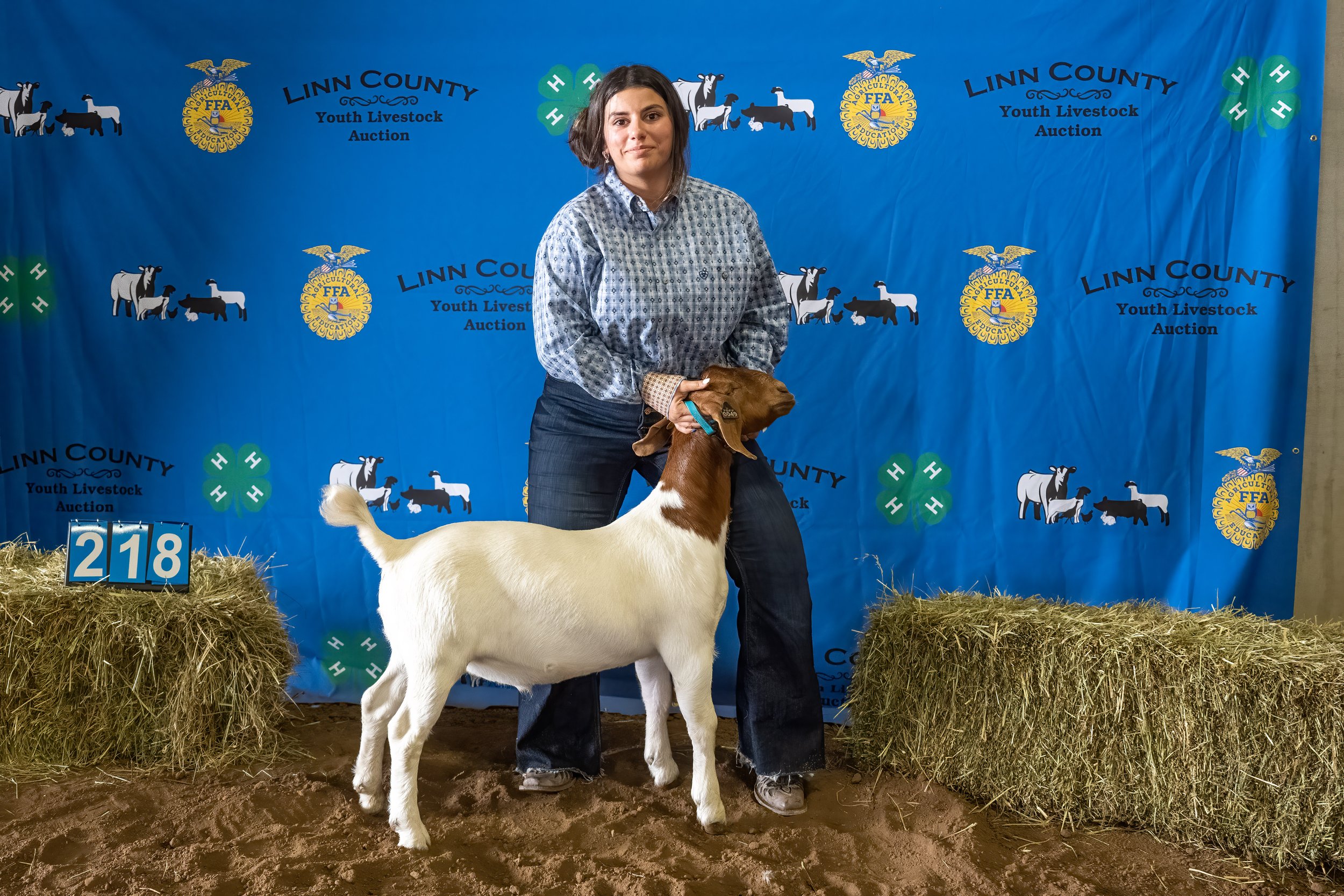 Goat 218 (7501).jpg