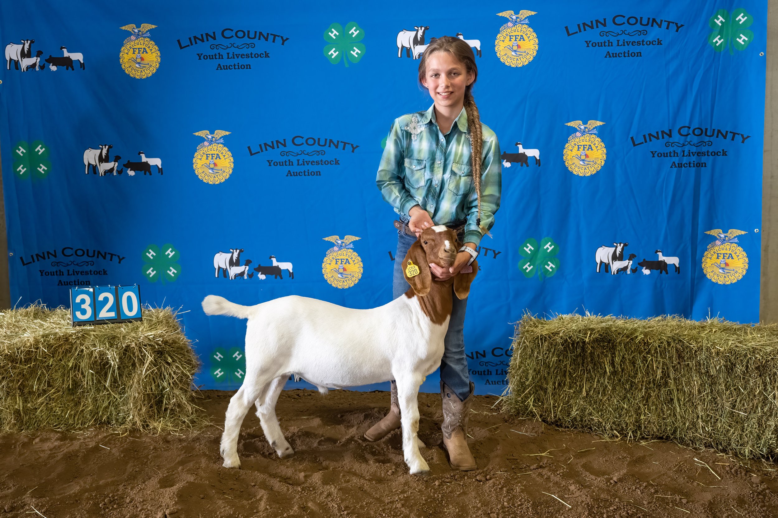 Goat 320 (6958).jpg