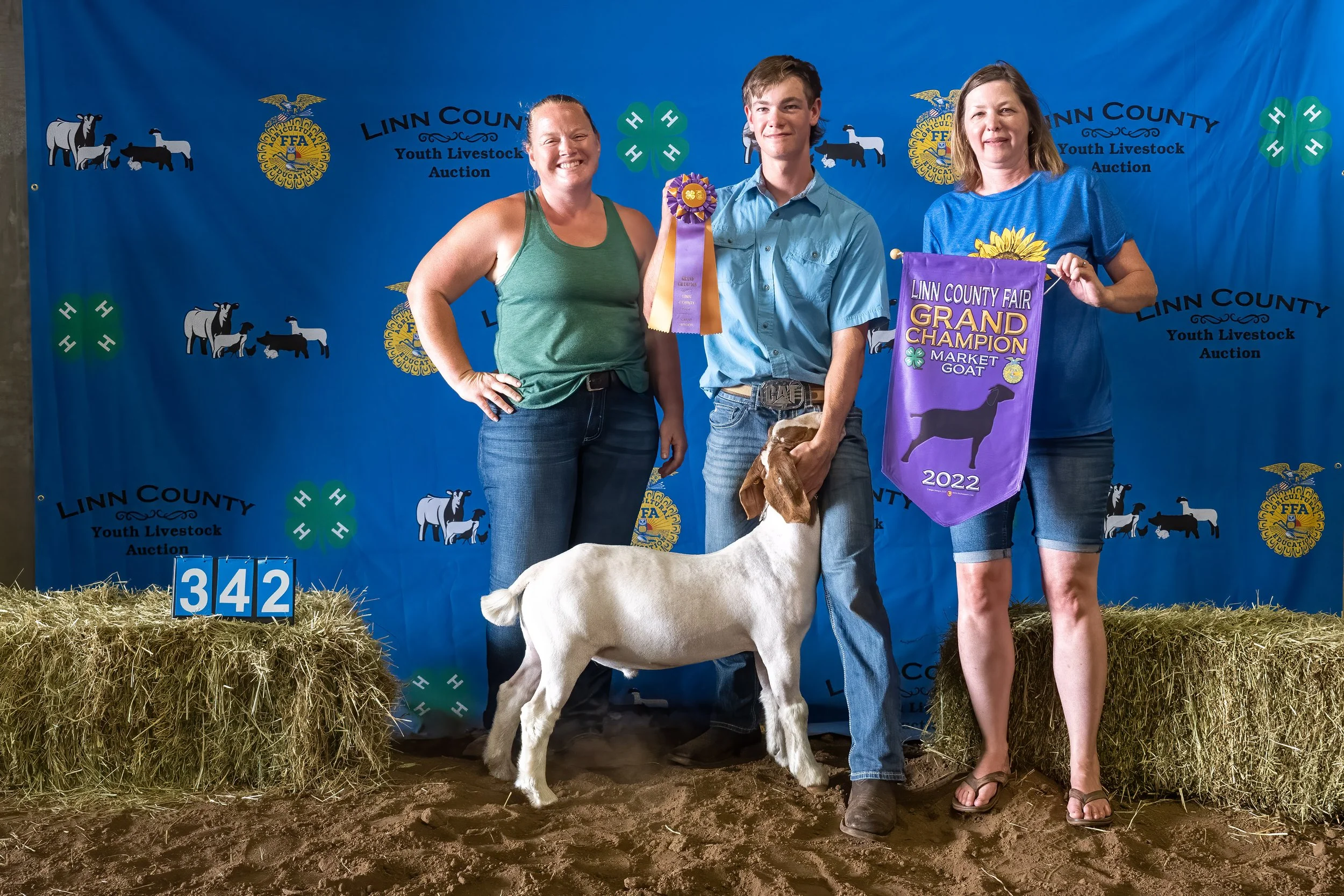 Goat 342 Backdrop (7777).jpg