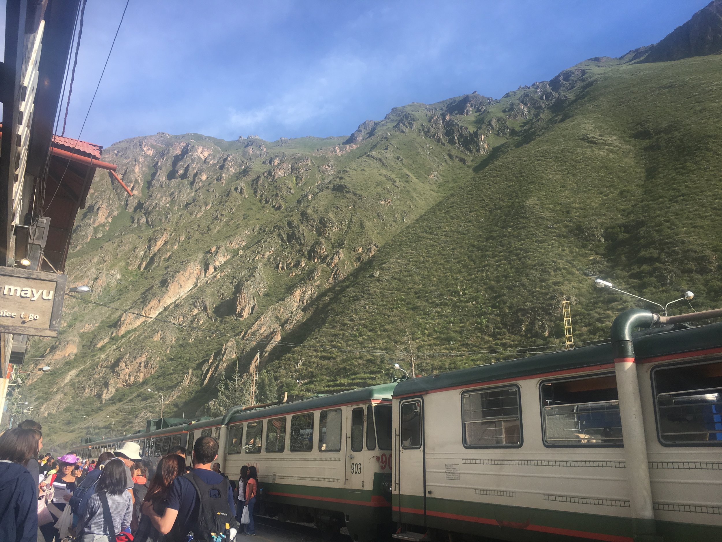 Train from Ollantaytambo to Aguas Calientes
