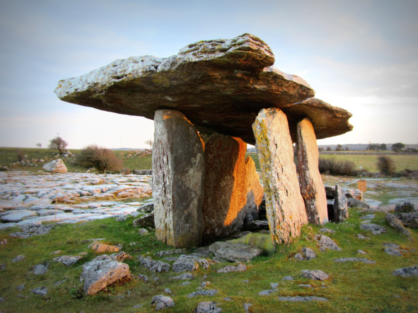 Poulnabrone Dolmen
