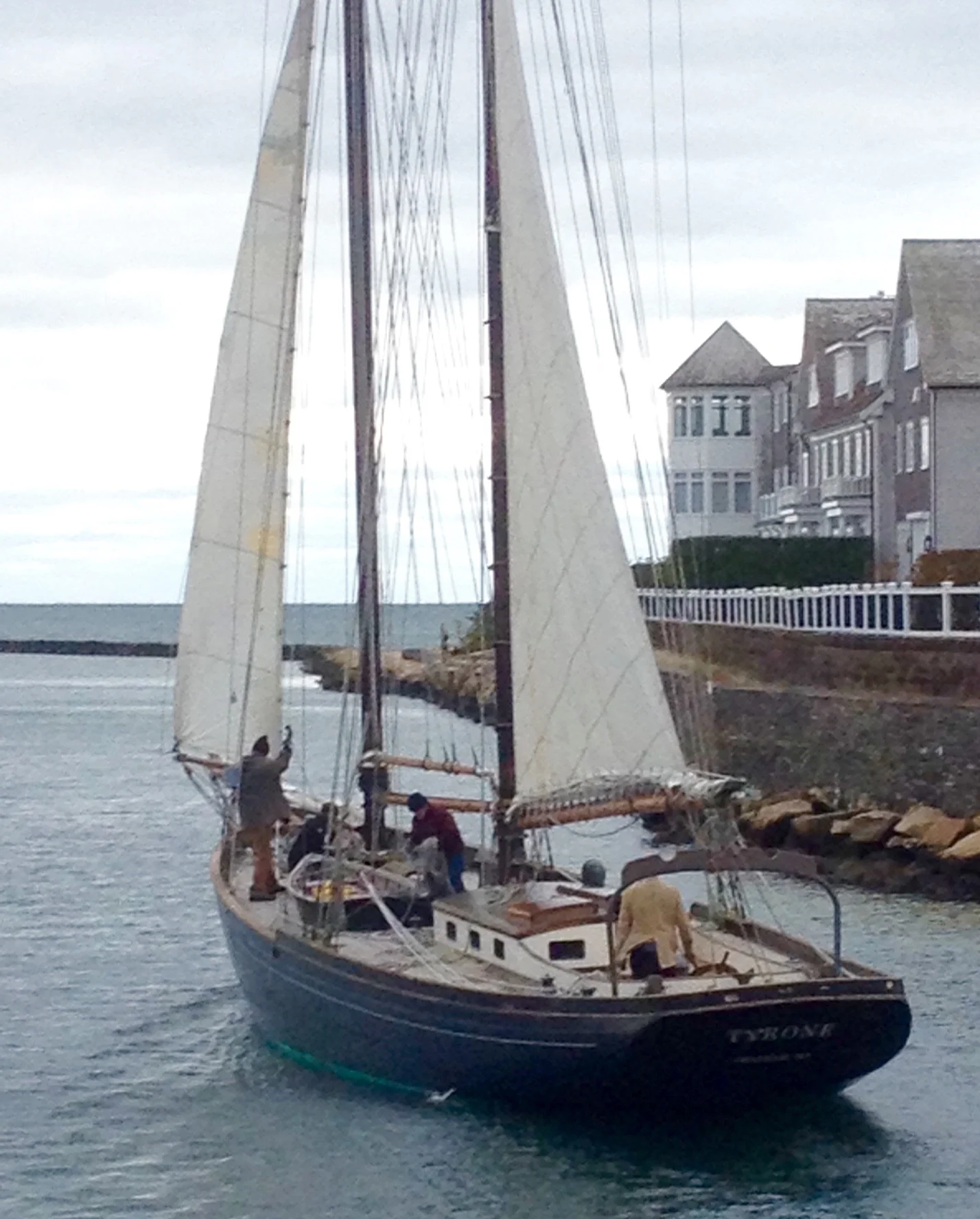 Schooner Tyrone Underway_Unbounded Adventures.jpg