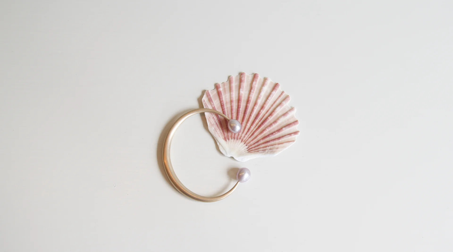 Open Bangle 14ky with Freshwater Pink Pearls
