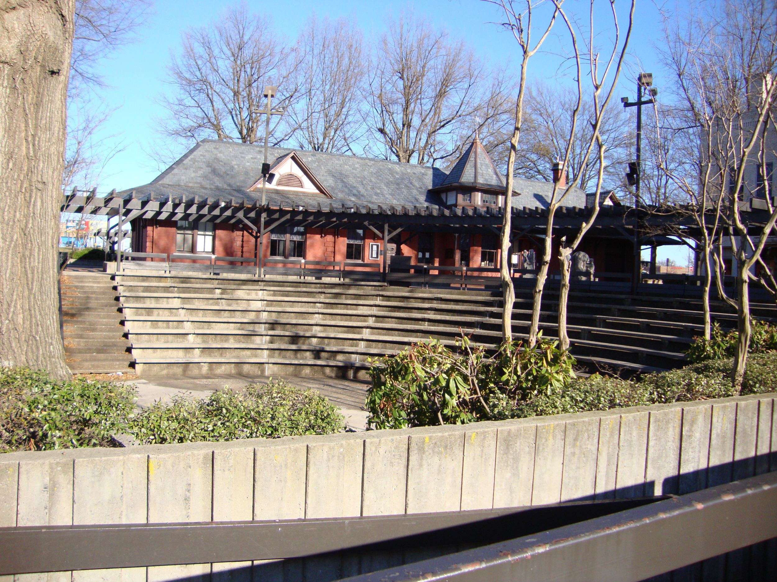 Amphitheater at Depot.JPG