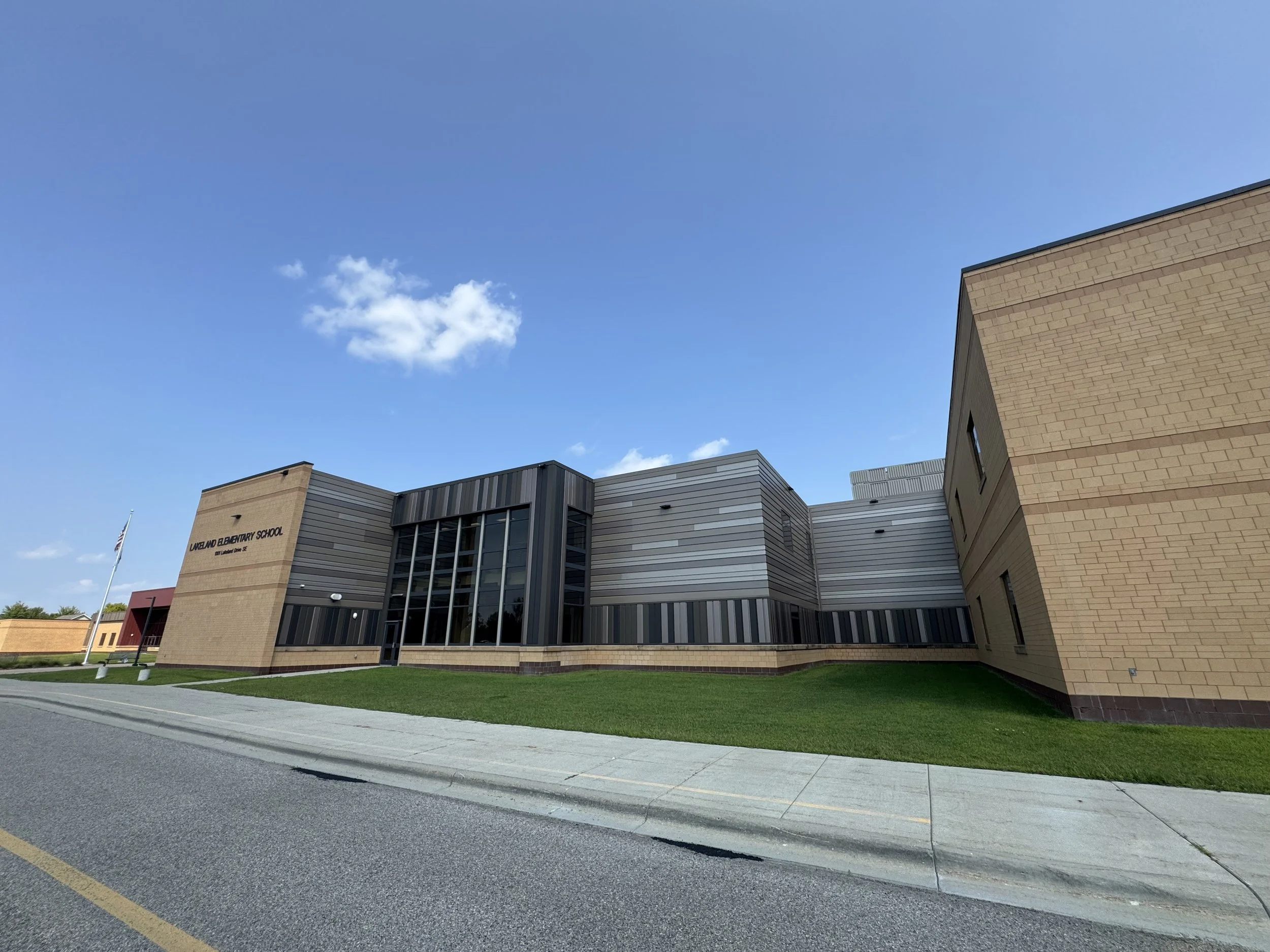 Architectural single skin panels installed at Lakeland Elementary School in Willmar, MN. 