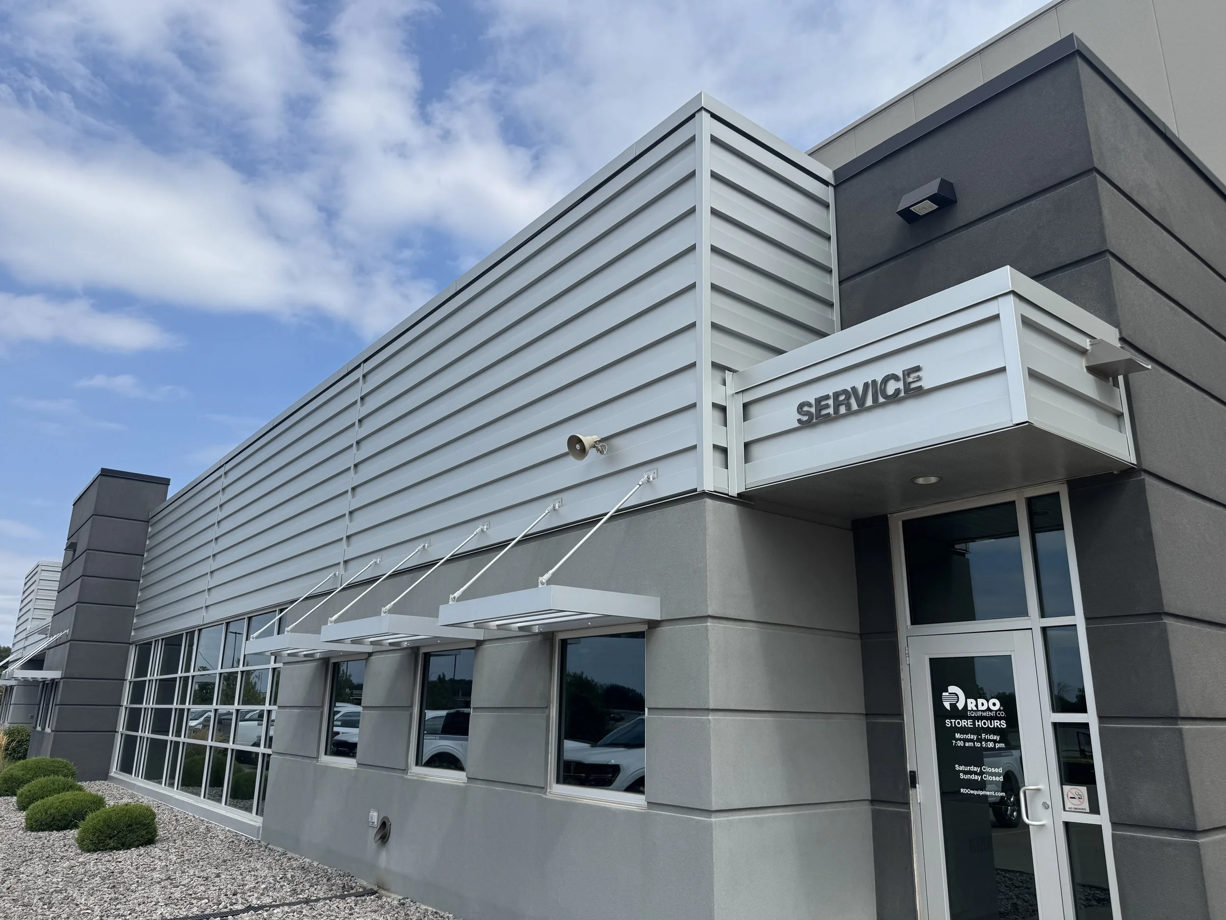 Architectural single skin panels installed at RDO Equipment Co in Dayton, MN.