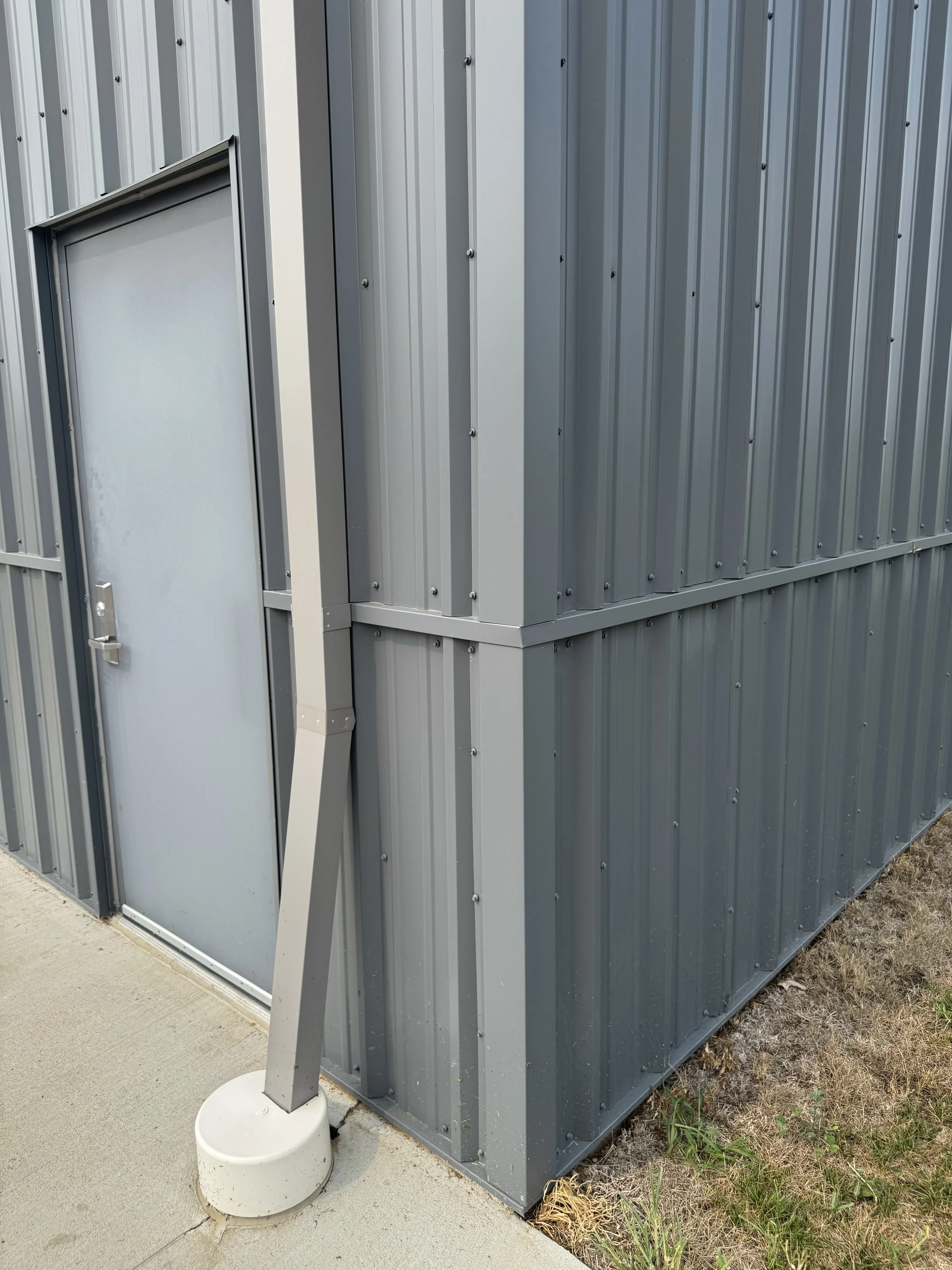 Architectural single skin panels installed at MnDOT Truck Station in Northfield, MN