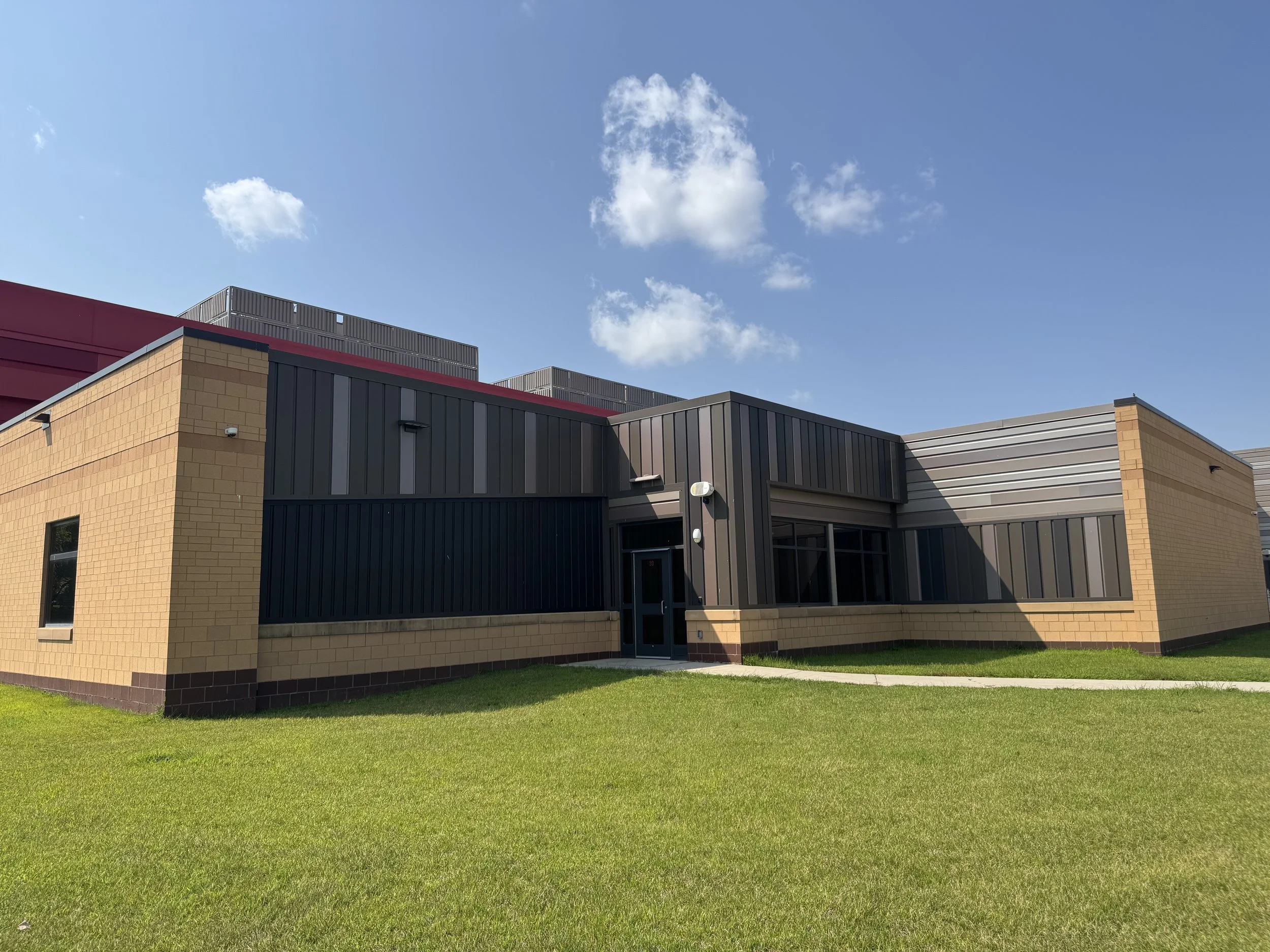 Architectural single skin panels installed at Lakeland Elementary School in Willmar, MN. 