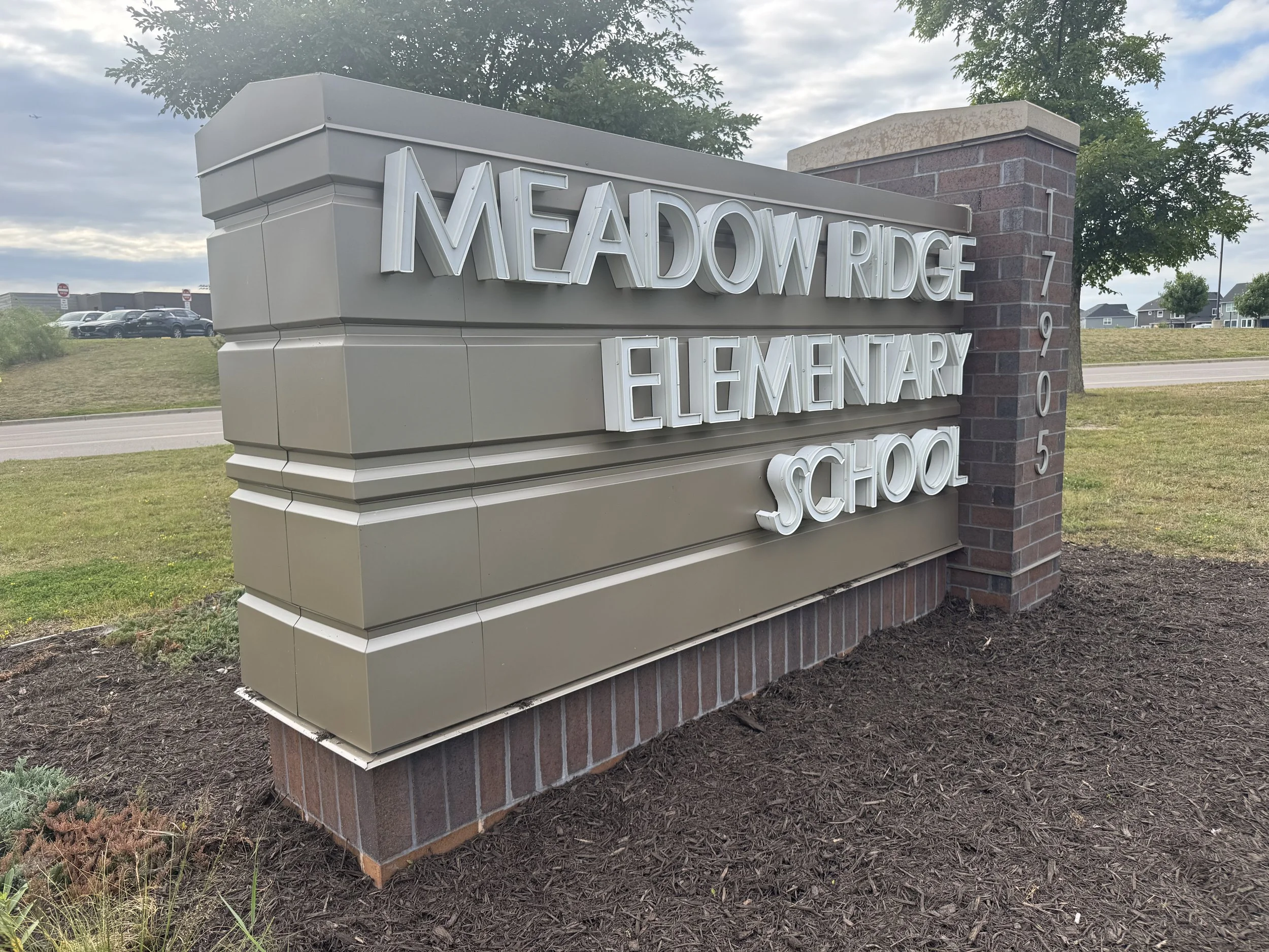 Architectural single skin panels installed at Meadow Ridge Elementary School in Wayzata, MN.