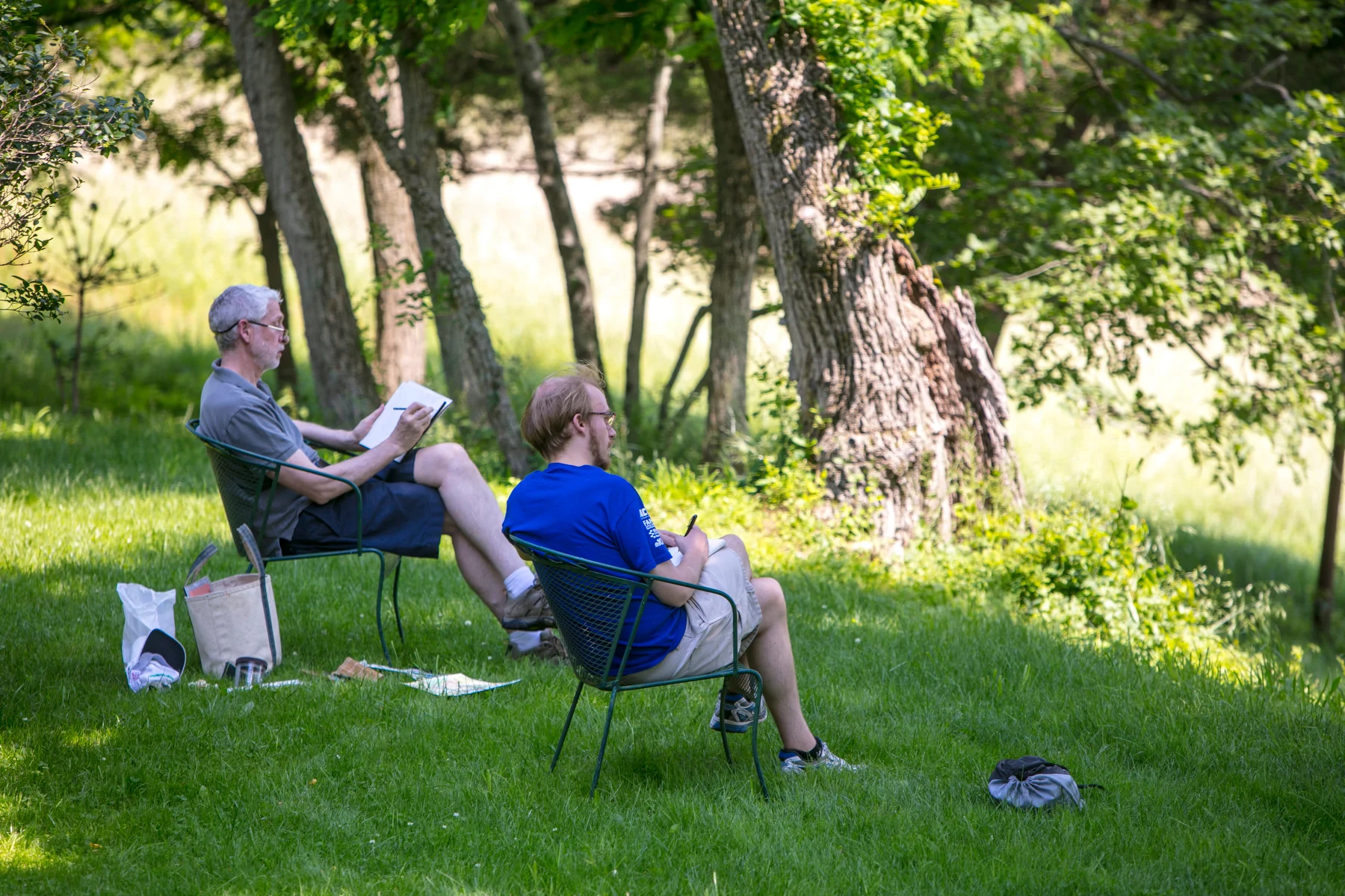 Drawing From Nature June 10, 2017 Artists of all skill levels joined us with their sketch pads for a day of drawing around the Raymond Farm. Participants produced work in a variety of mediums including pastels and watercolor.