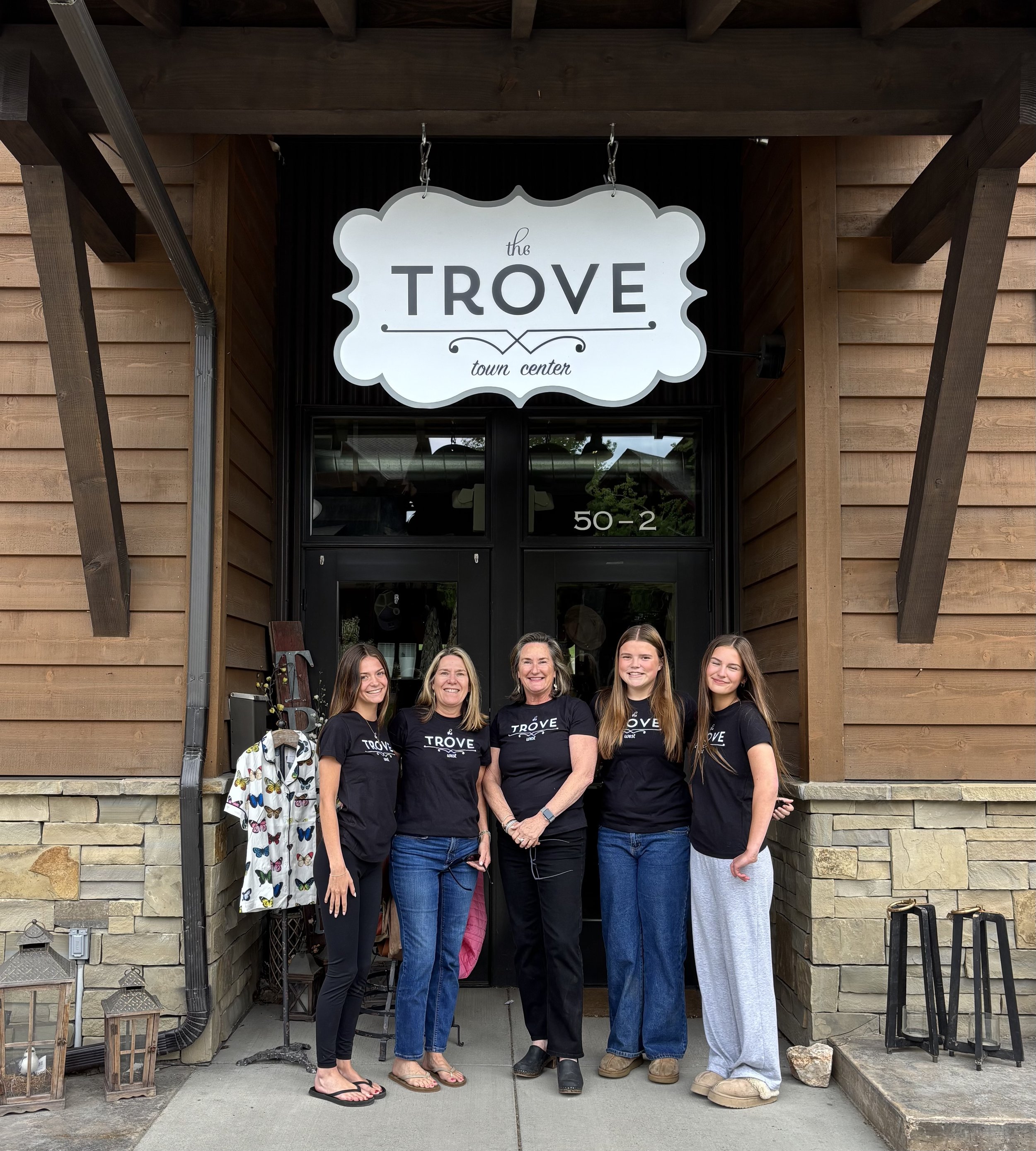 trove girls.jpg