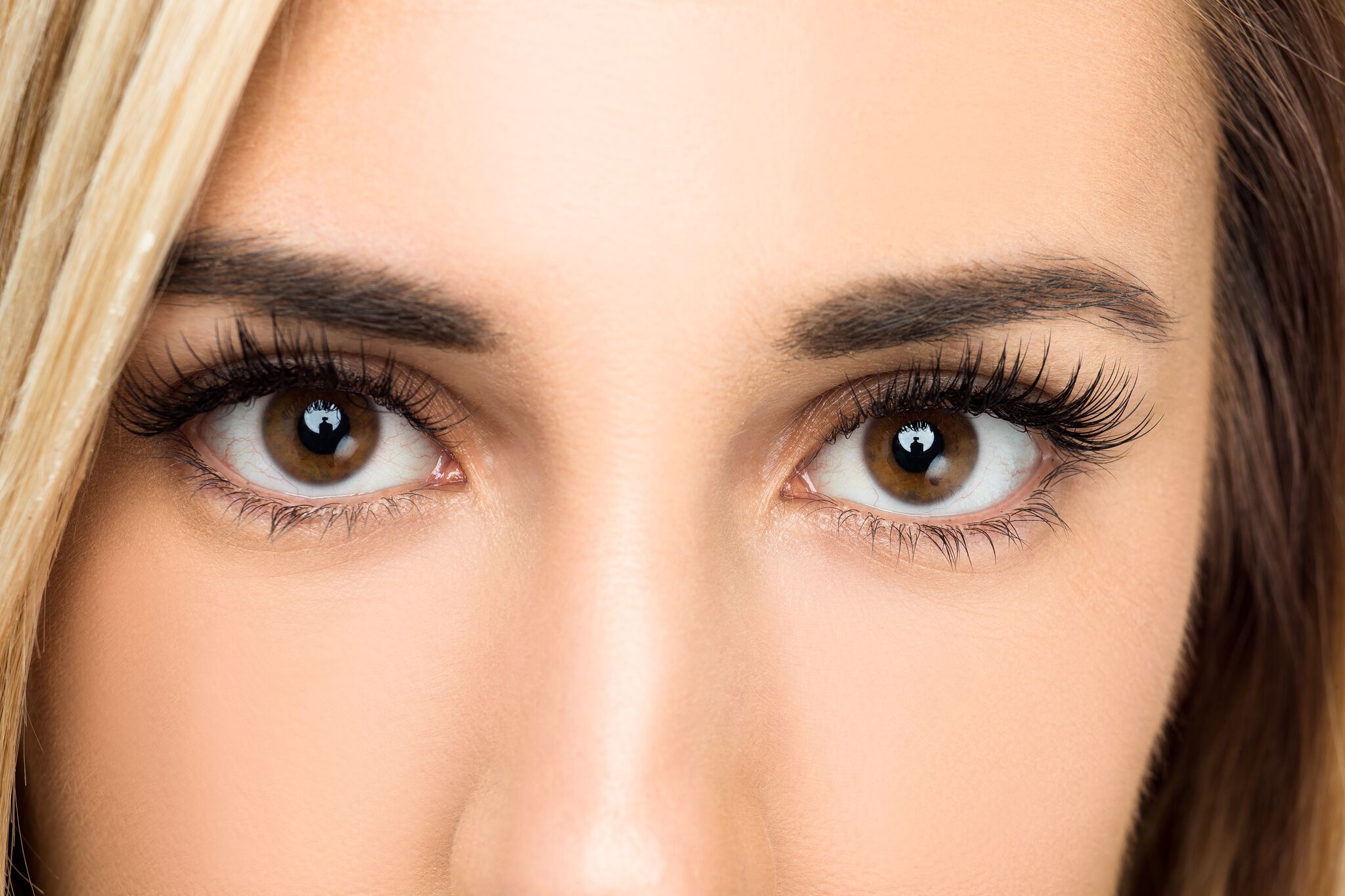 RESULTS Similar to natural lashes, our extensions are light and soft, resulting in eyelashes that enhance your eyes without looking “plastic” or “fake”. This is a ‘Full Classic Set’ and took 1.5 hours.