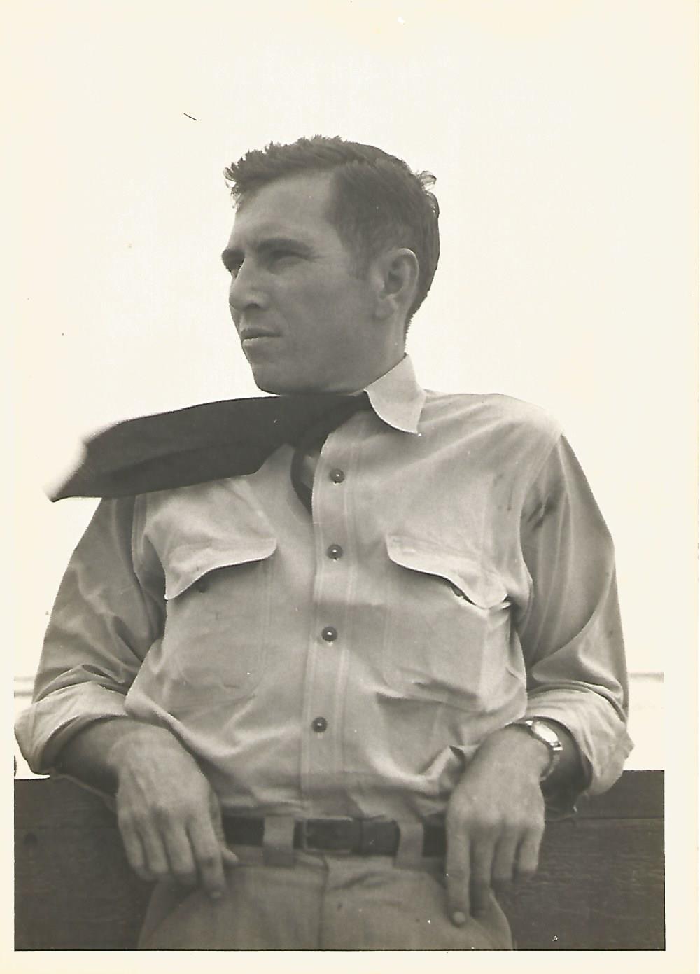 In There were no roads, Anderson Midgett of Hatteras talks about when, at 17 years old, he & His brothers started running a bus line from Hatteras to Manteo in 1938. 