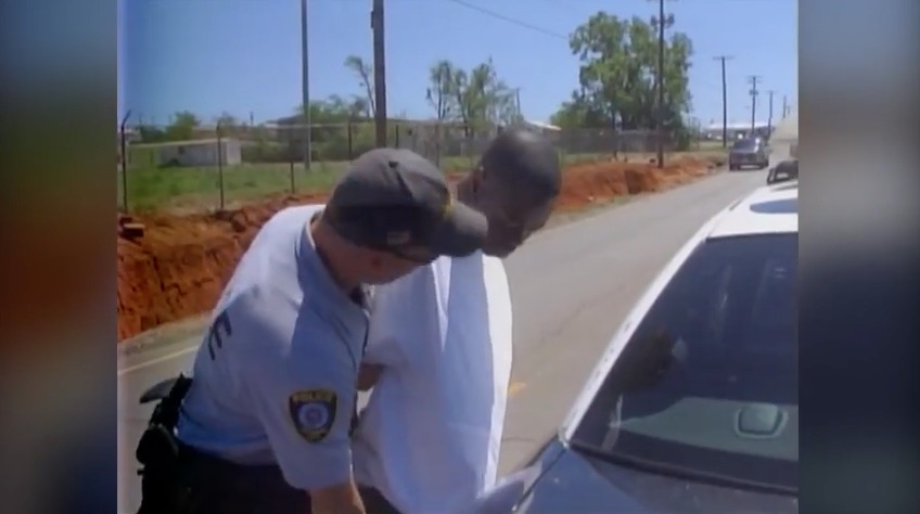 Kerry Porter (felon) - 5/29/2008 charged in Oklahoma County with felony distribution of CDS, possession of cocaine and possession of drug proceeds. Pleaded guilty to counts one and three on 9/23/2008. Sentenced to 20-years for each count - to run concurrently.