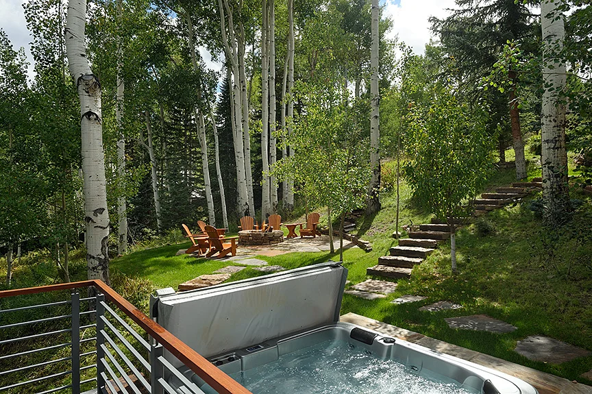 hottub_WEB04.jpg