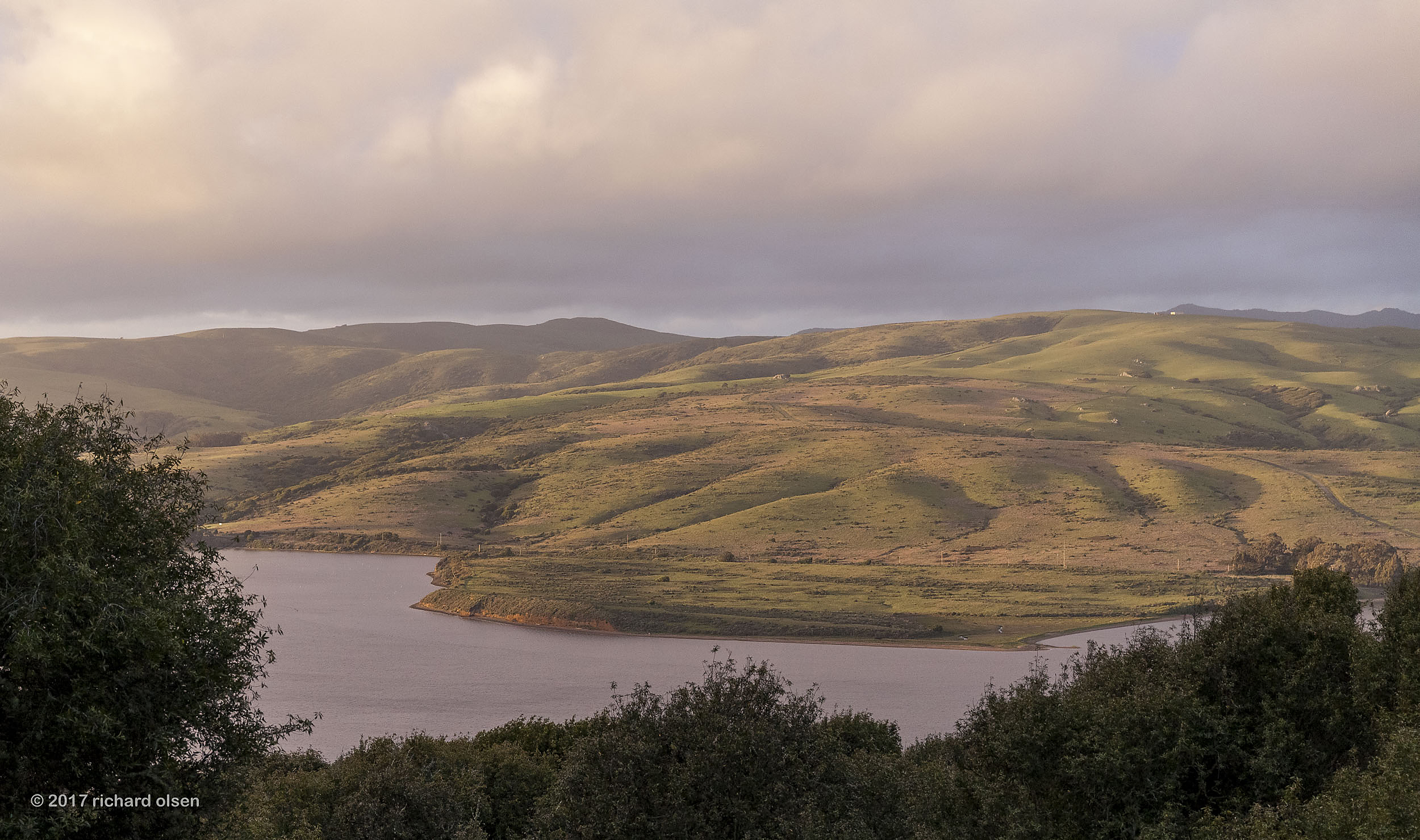 TOMALES_sunset_RICHARD OLSEN COPYRIGHT 20172017_all_rights_reserved.jpg
