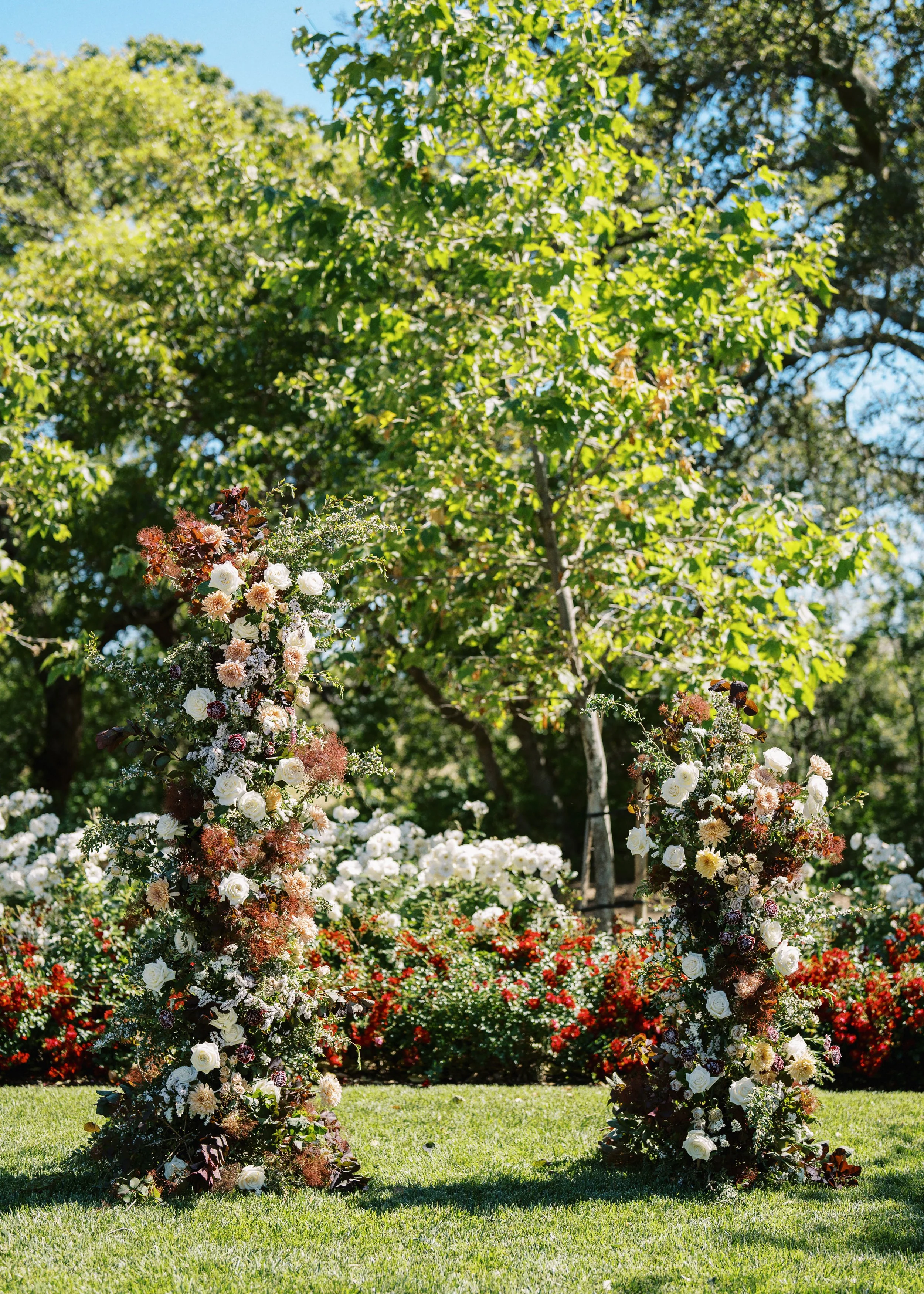 From Season to Style: Choosing Wedding Colors &amp; Flowers at The Barn at Green Valley