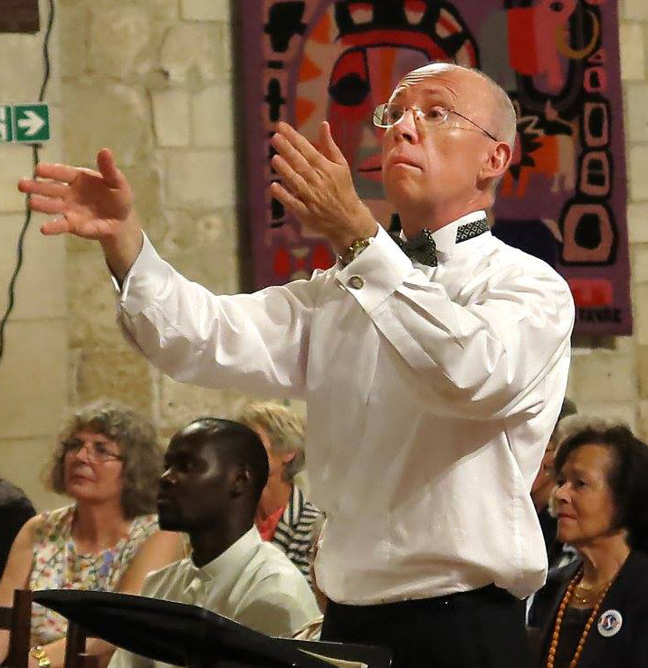 Christopher Fletcher conducting