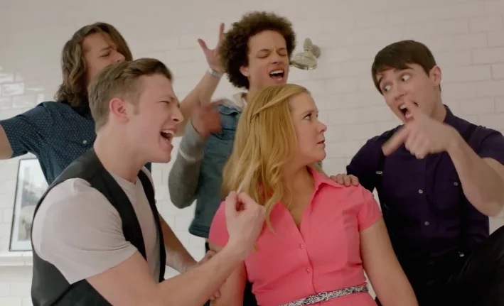 “Girl You Don’t Need Makeup” / Inside Amy Schumer