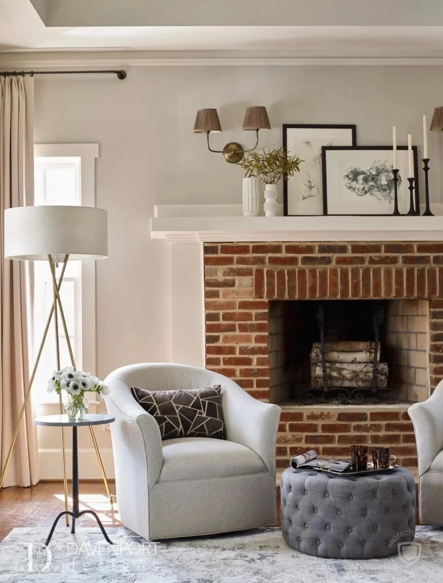 Morning light, coffee in hand, and a palette that does all the talking&mdash;soft contrast, rich texture, and an ease that feels entirely intentional. ☕️ 🌞 

📸: @emilyfollowillphotographer