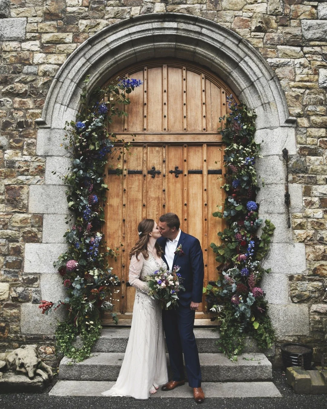 Set against the breathtaking backdrop of the Irish countryside, Niamh and Zed's wedding was as romantic as it was unforgettable. The natural beauty of the setting created the perfect atmosphere for a celebration filled with warmth, joy, and meaningfu