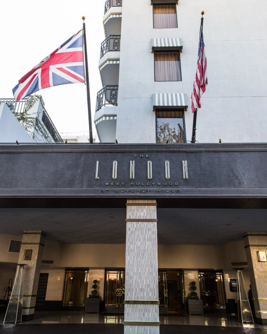 Bringing a touch of London to West Hollywood felt perfectly at home in this space. The atmosphere, the setting, and the thoughtful details all came together so seamlessly.

We always love helping bring a vision to life and shaping a celebration that 