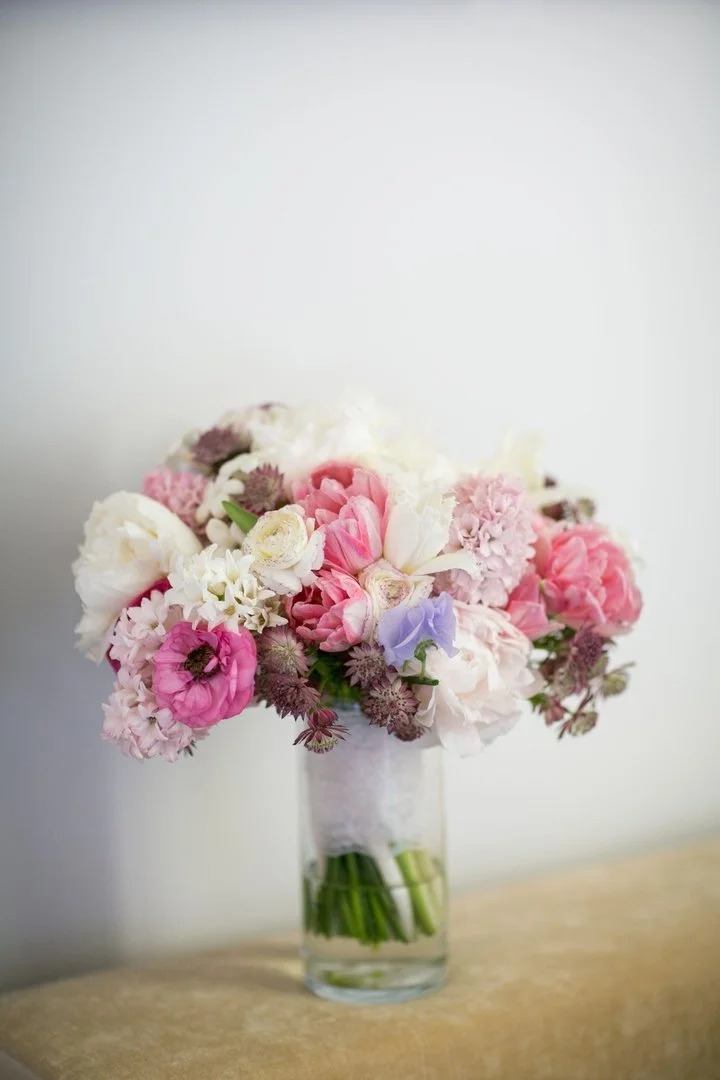Working with venues like Terranea Resort has taught us the value of thoughtful collaboration&mdash;when a space already offers such natural beauty, our role becomes one of careful curation rather than transformation. Here, the florals from @inessanic