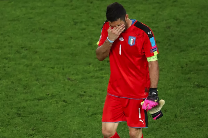 Germany vs. Italy was like a perfectly played chess match settled by a drunken bar fight