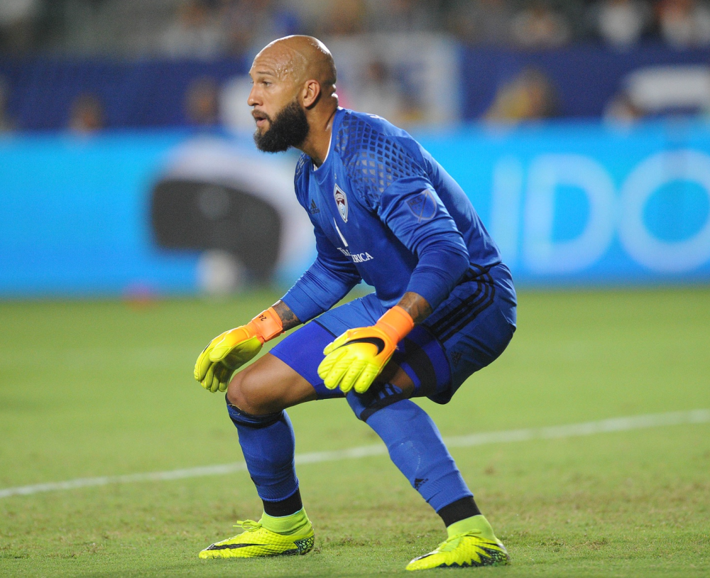 Tim Howard impresses in return from injury