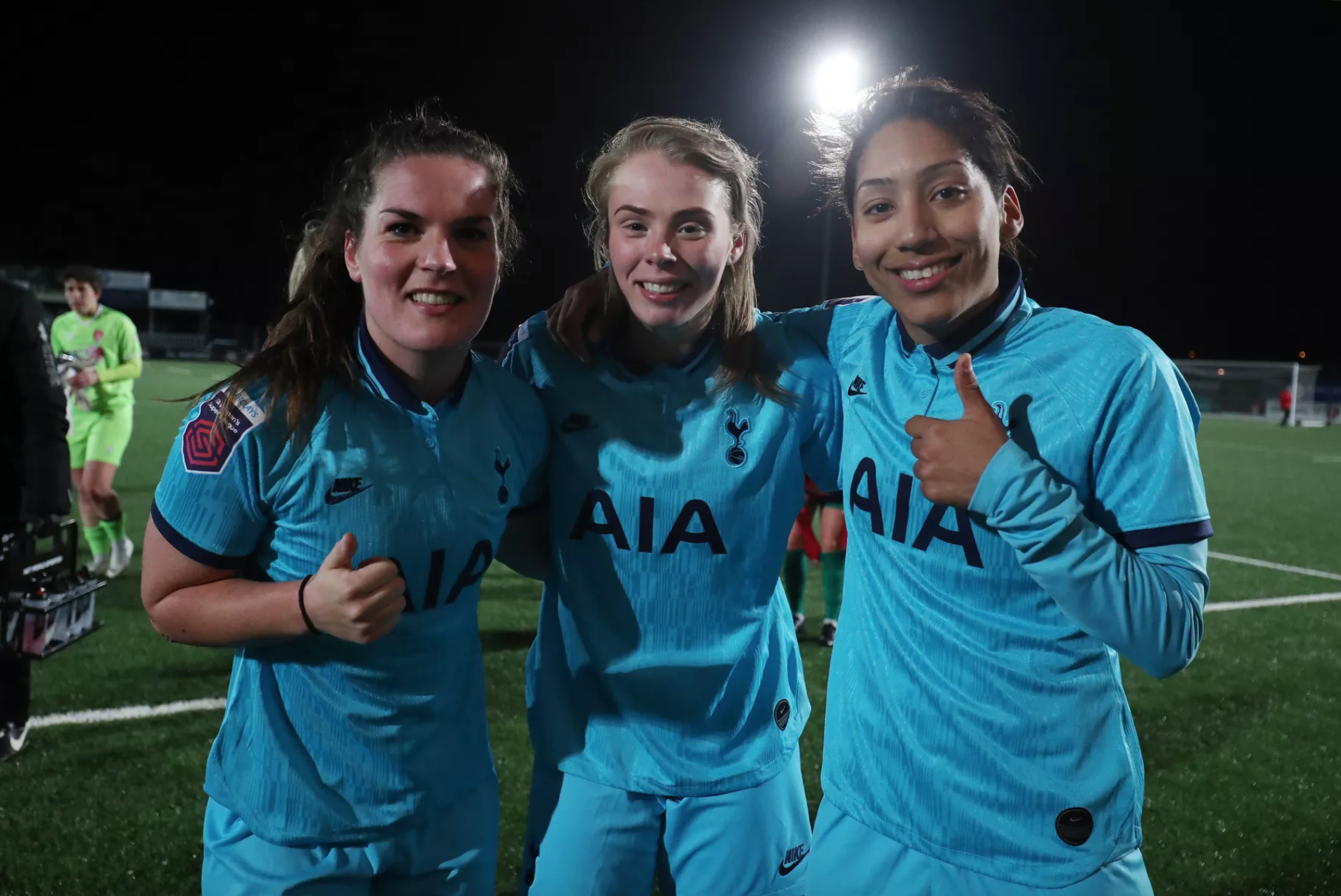 Ryan Reynolds, what are you doing? | The Hoddle of Coffee: Tottenham Hotspur news and links for Tuesday, February 18