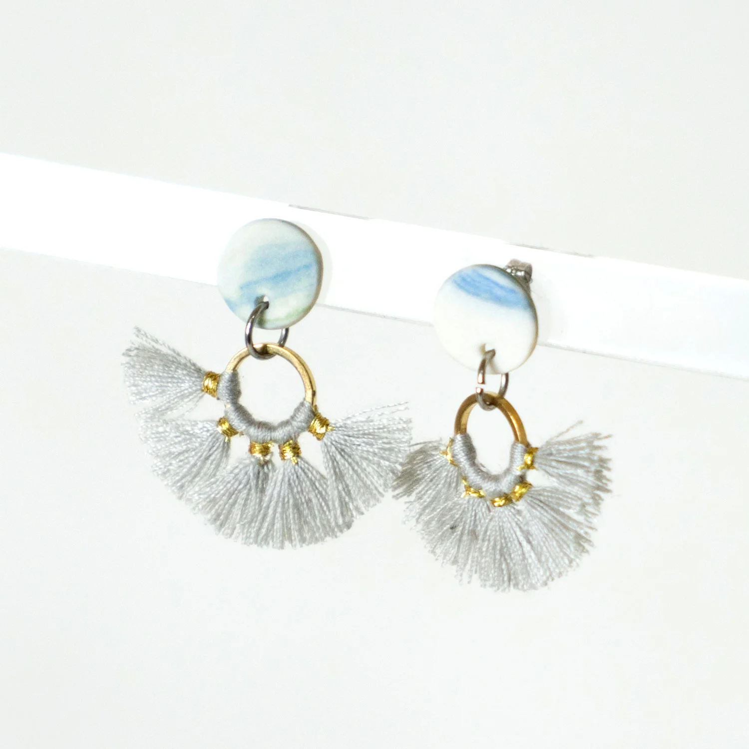 Tassel--Fan-Grey2.jpg