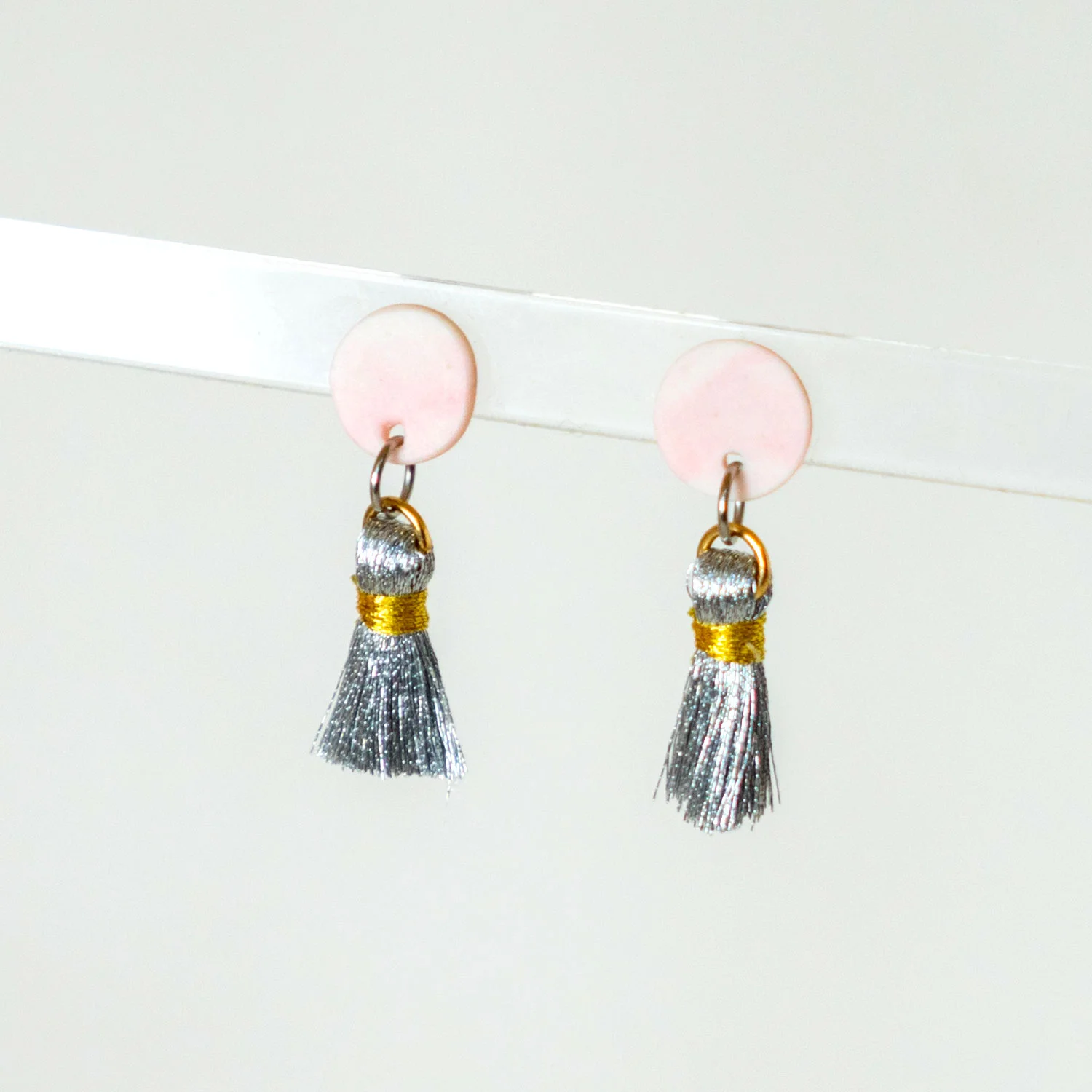 Tassel-Simple-Silver2.jpg