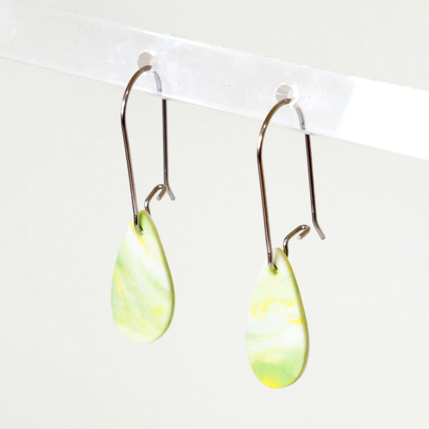 Teardrop-Small-UHook-Green2-2.jpg
