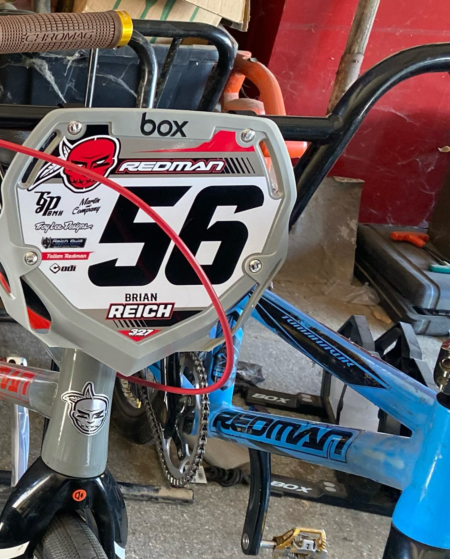 Officially back with @redmanbikes for 2025!

Checkout the latest drops for @reichbuiltfabrication_ 

 🖥️ www.327designs.com

#vinyl #usabmx #designs #racing #bikes #illustrator #graphicdesign #custom #bmx #mx #numberplates #jerseys #decalsticker