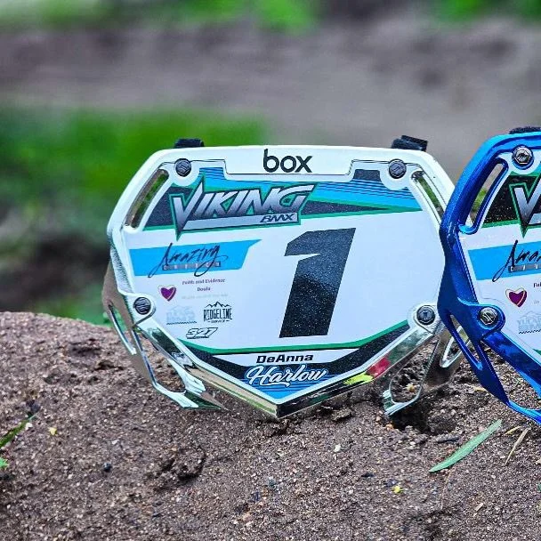 New Year! New Plates!

Get in contact today to lock down a design so when points are final you can get your plates ASAP!

🖥️ www.327designs.com

#custombmxplates #usabmx #bmxrace