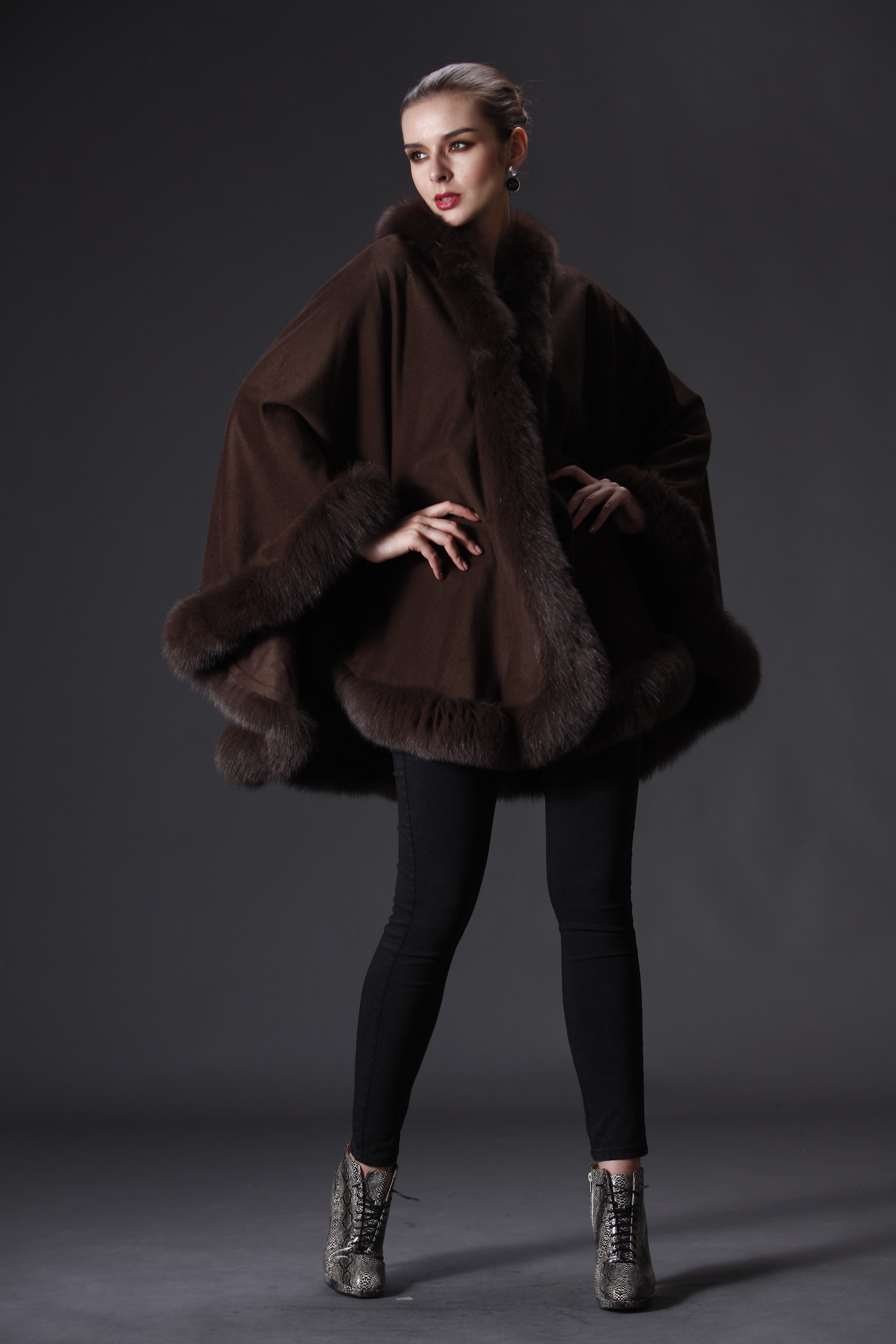 M02Nl-Brown- Front (10).JPG