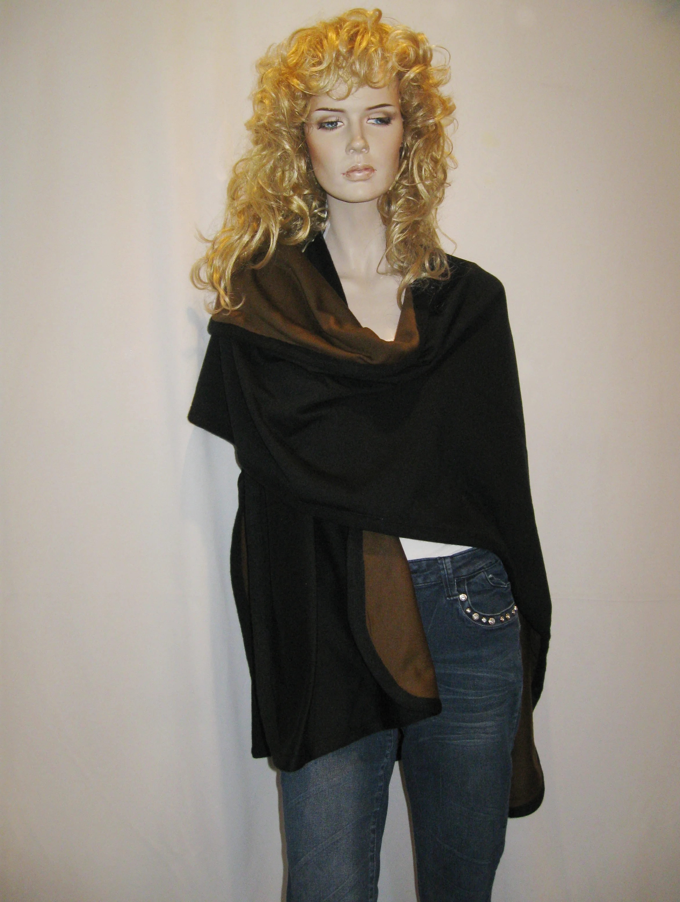 BLACK AND CHOCOLATE  18.JPG