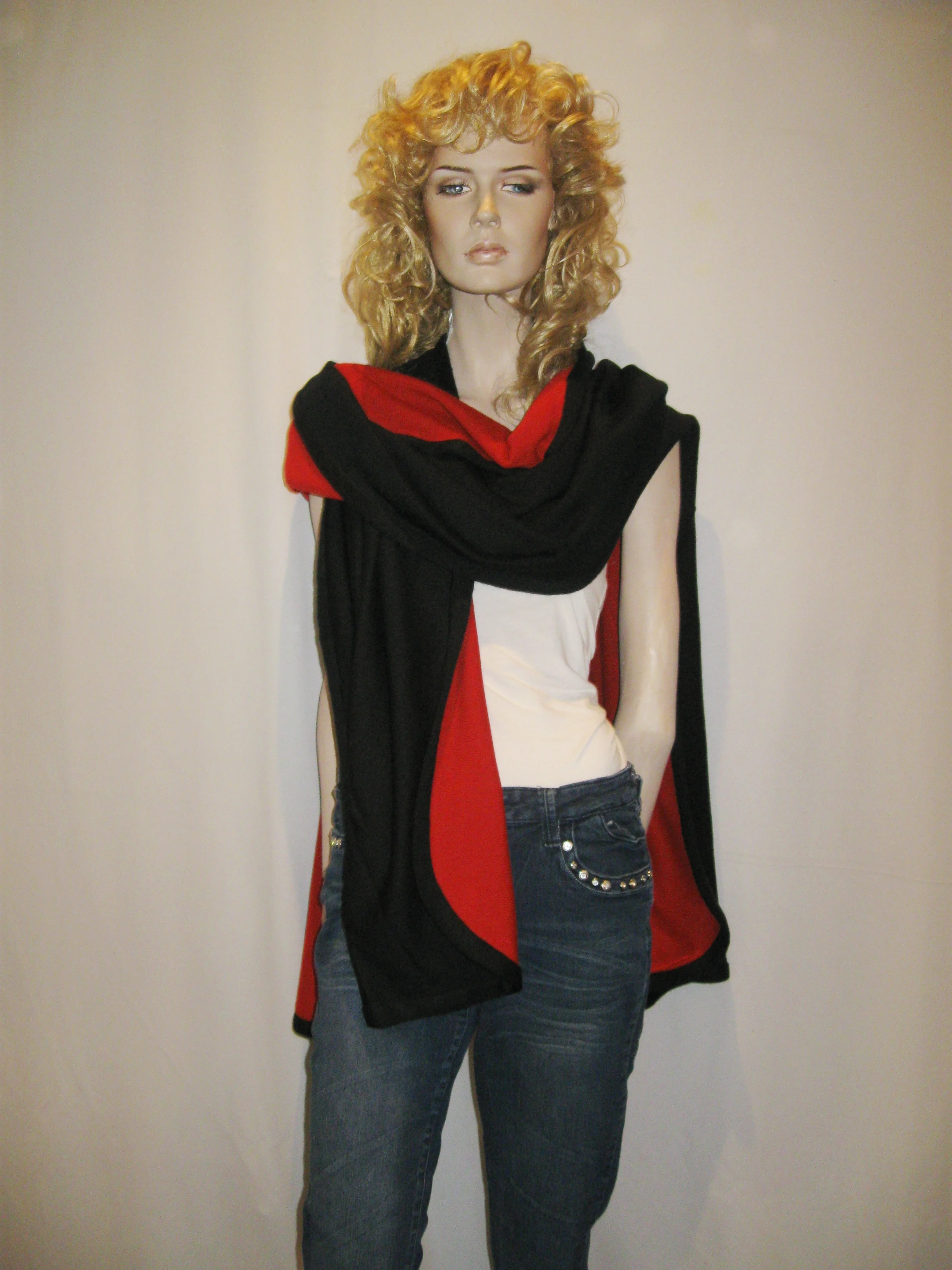 BLACK AND INDIAN MAROON 20.JPG