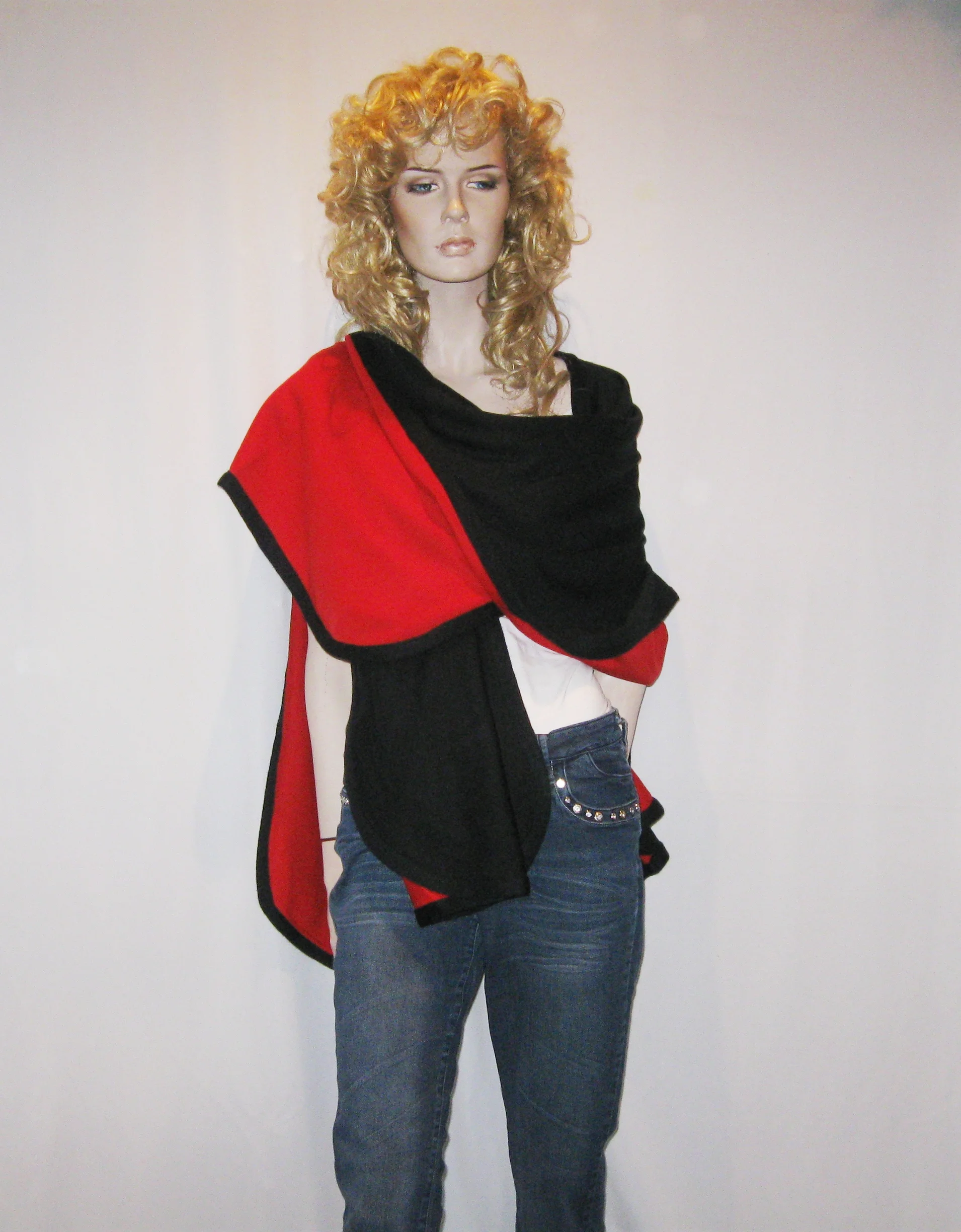 BLACK AND RED 25.JPG