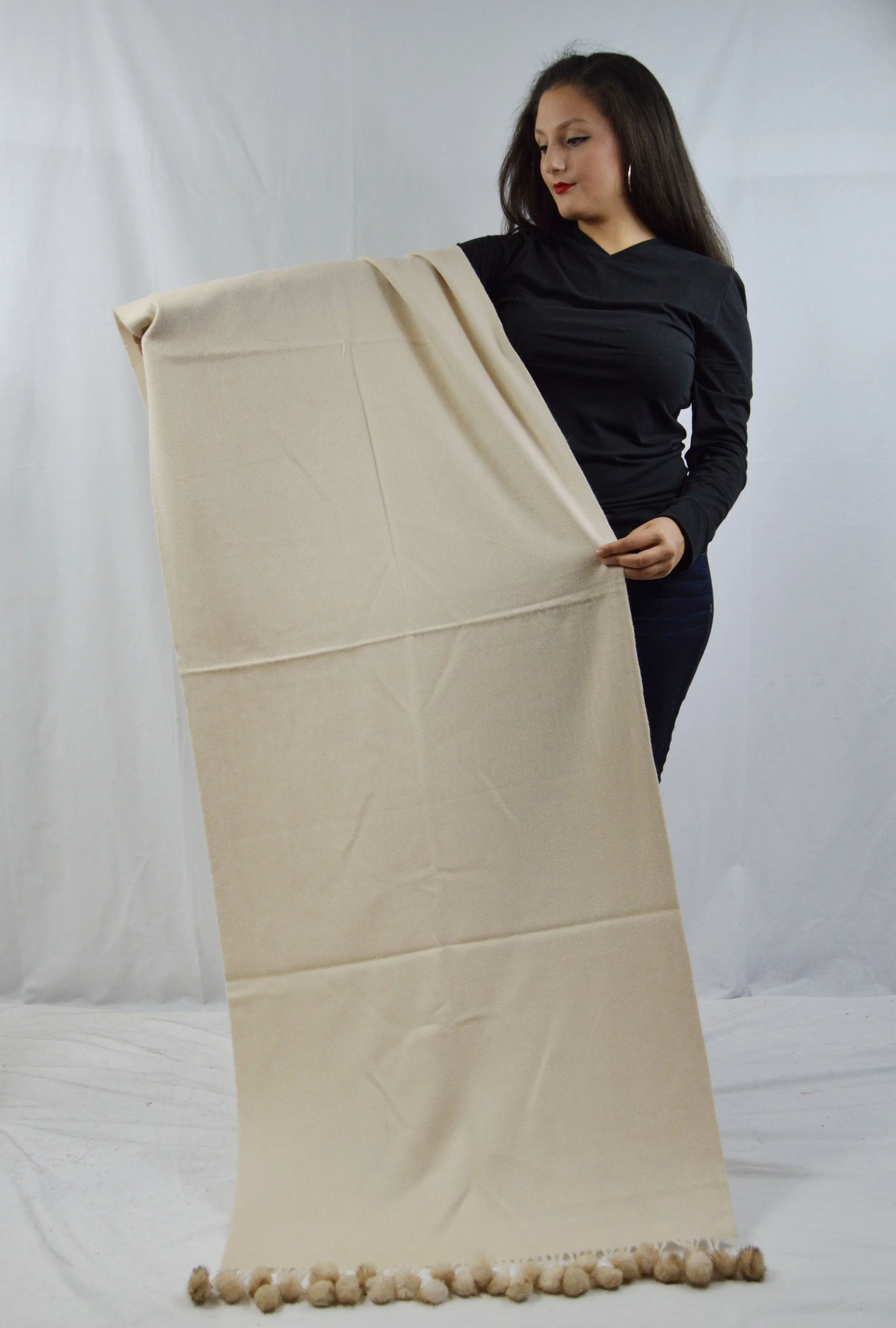 Plain w Mink-Ivory 1.JPG