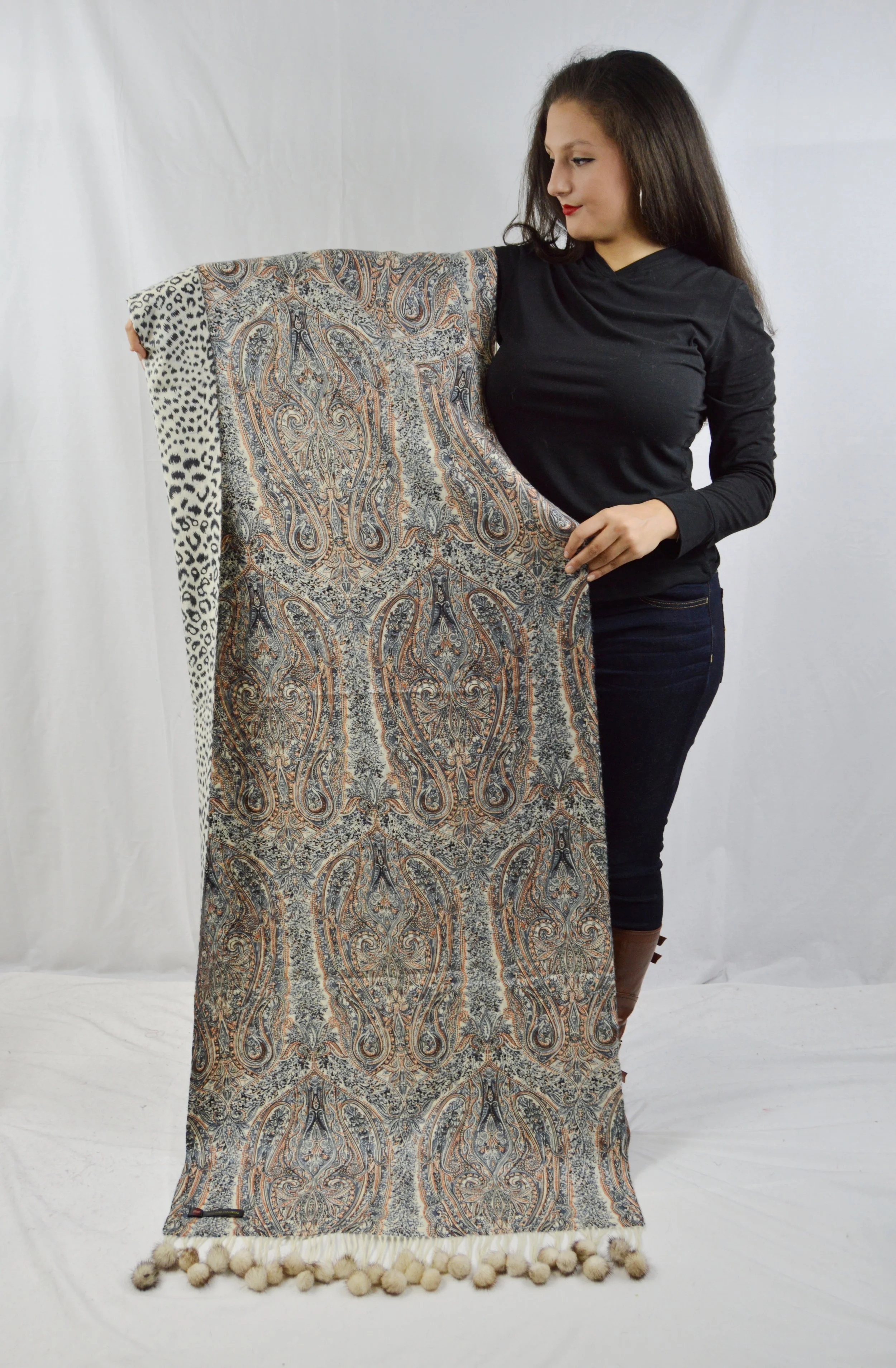 Rev print w Mink-Ivory 1.JPG