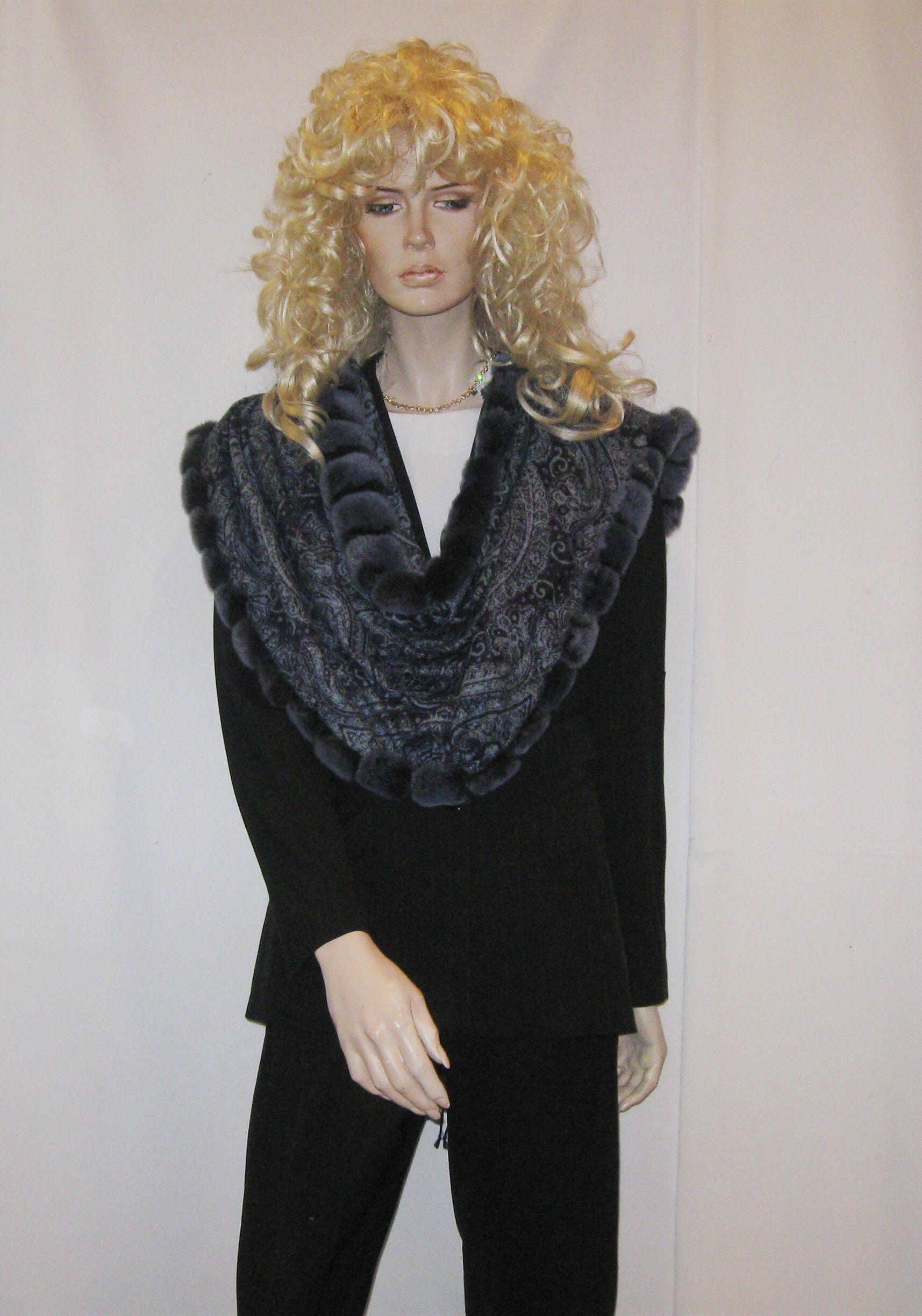 PRINTED CASHMERE WITH REX TRIM 7.JPG