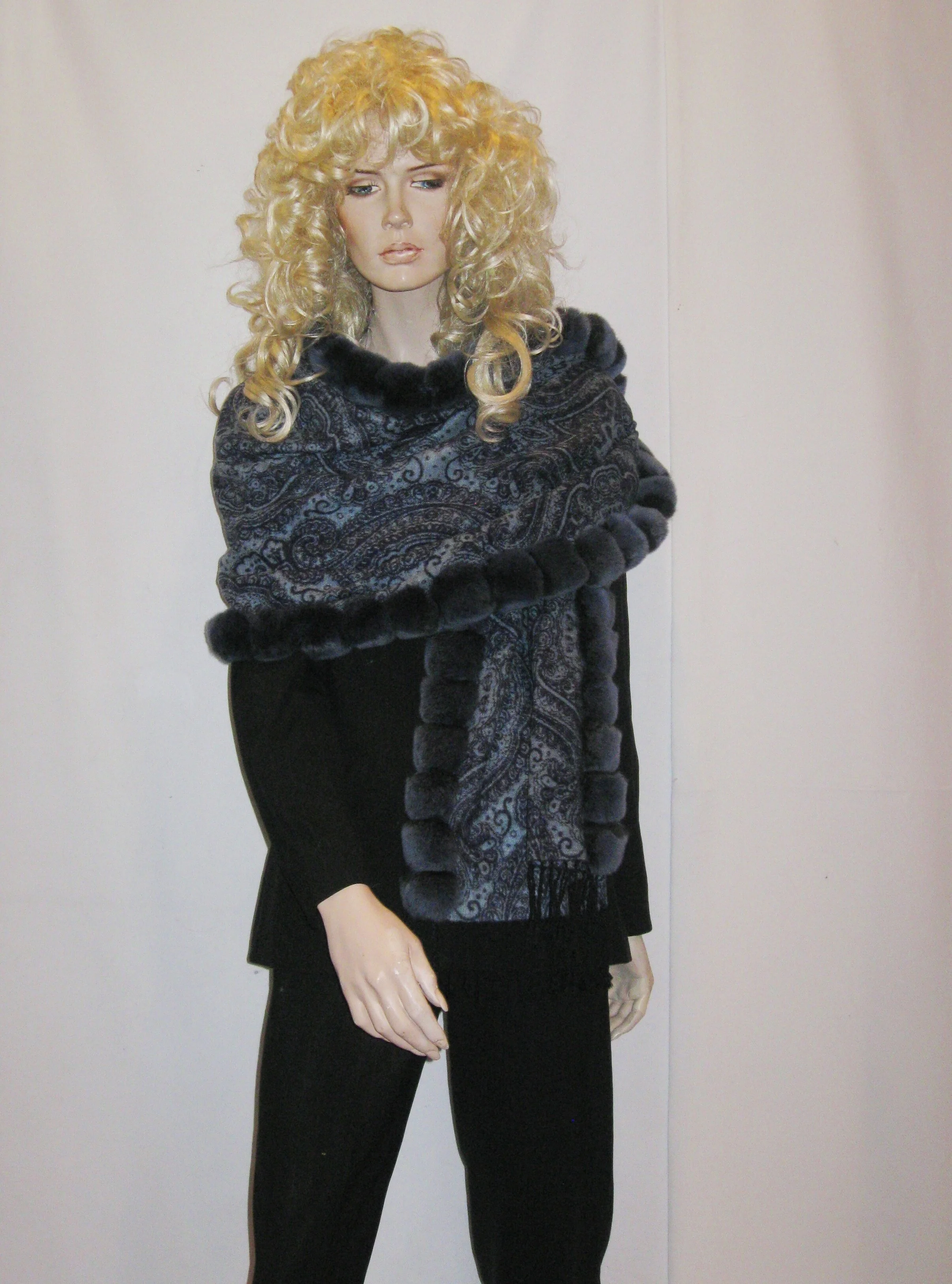 PRINTED CASHMERE WITH REX TRIM 12.JPG